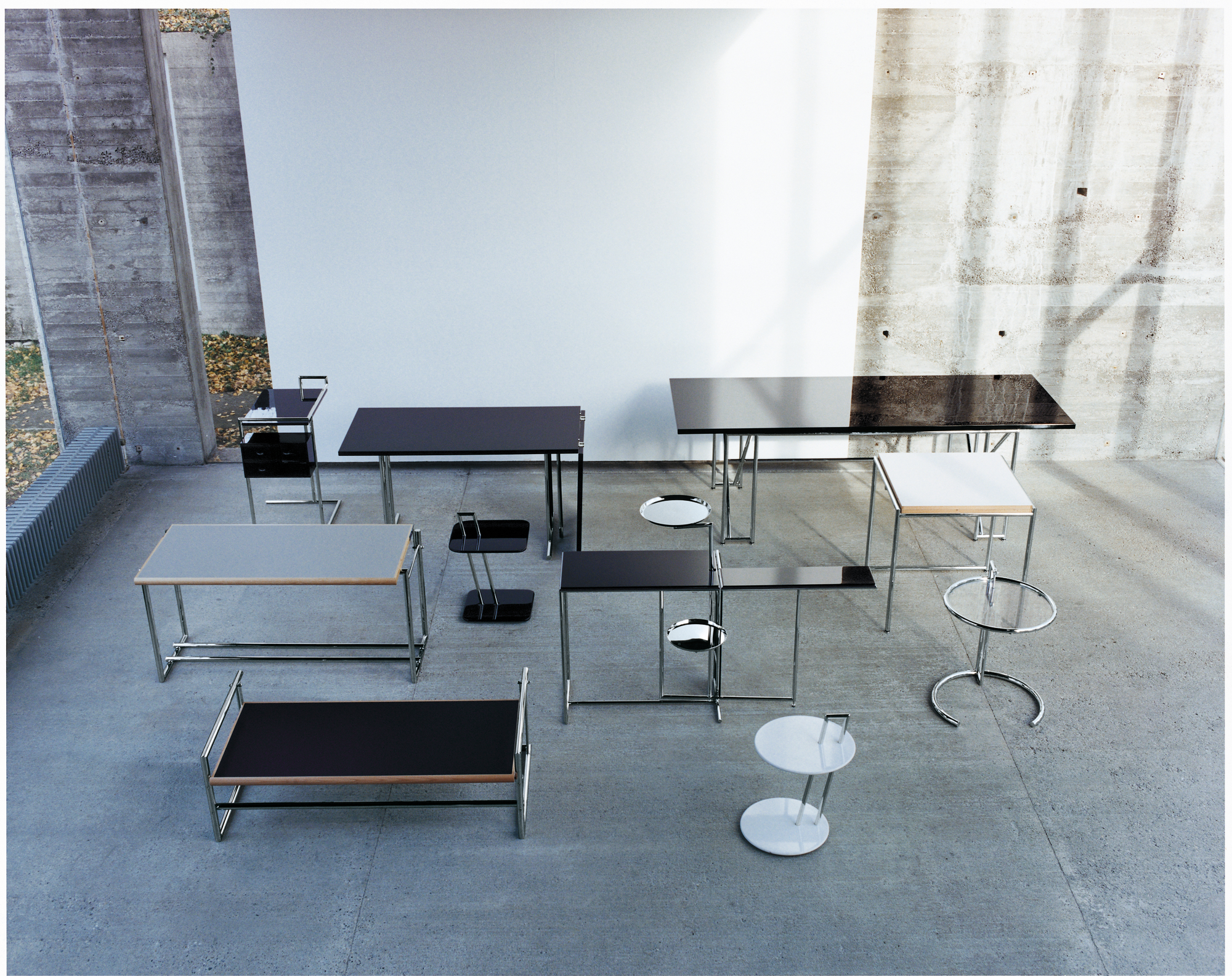 Adjustable Table E1027 Side Table ClassiCon - QUICK SHIP