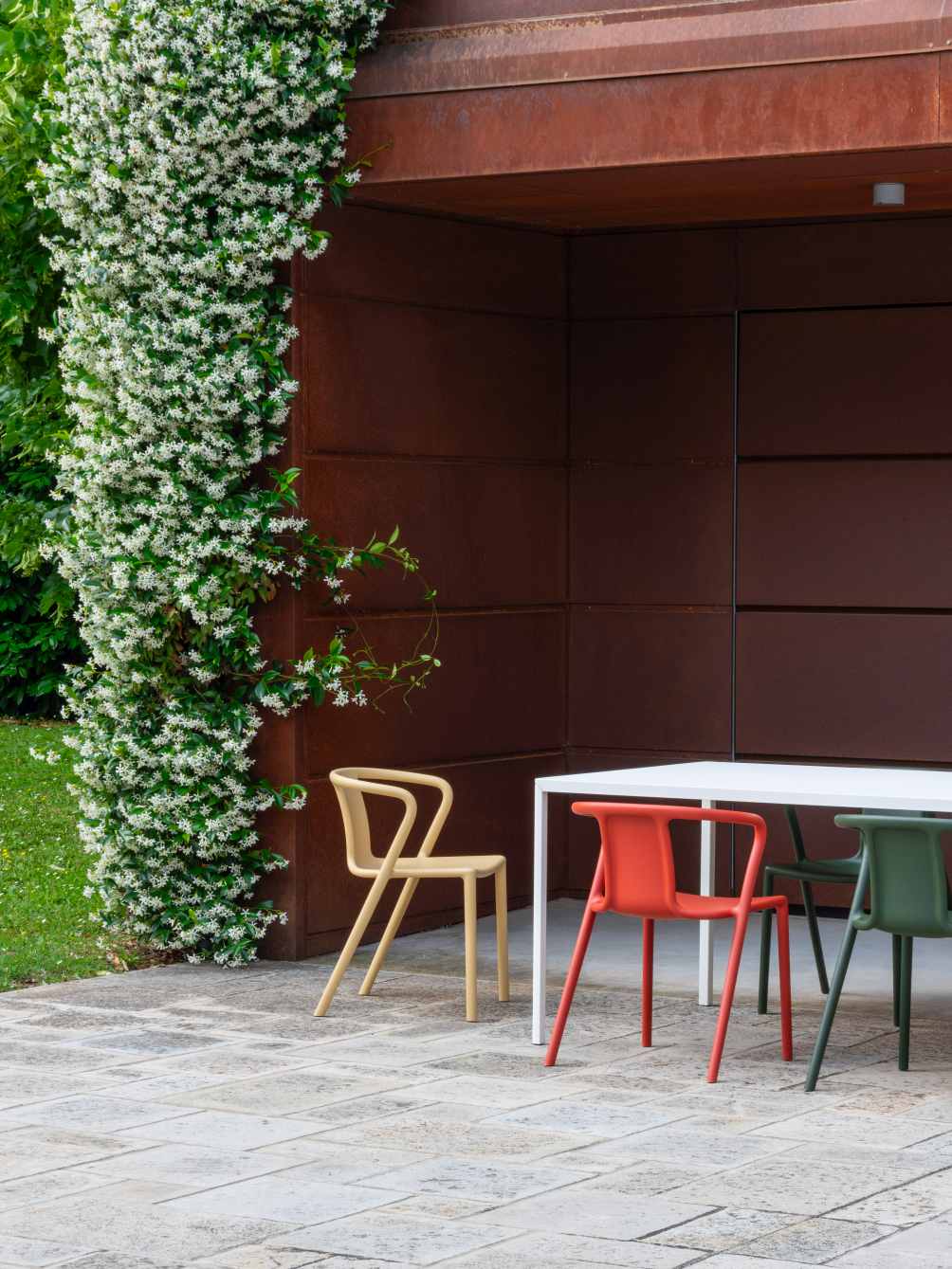 Air Armchair Indoor/Outdoor Chair with Armrests Magis