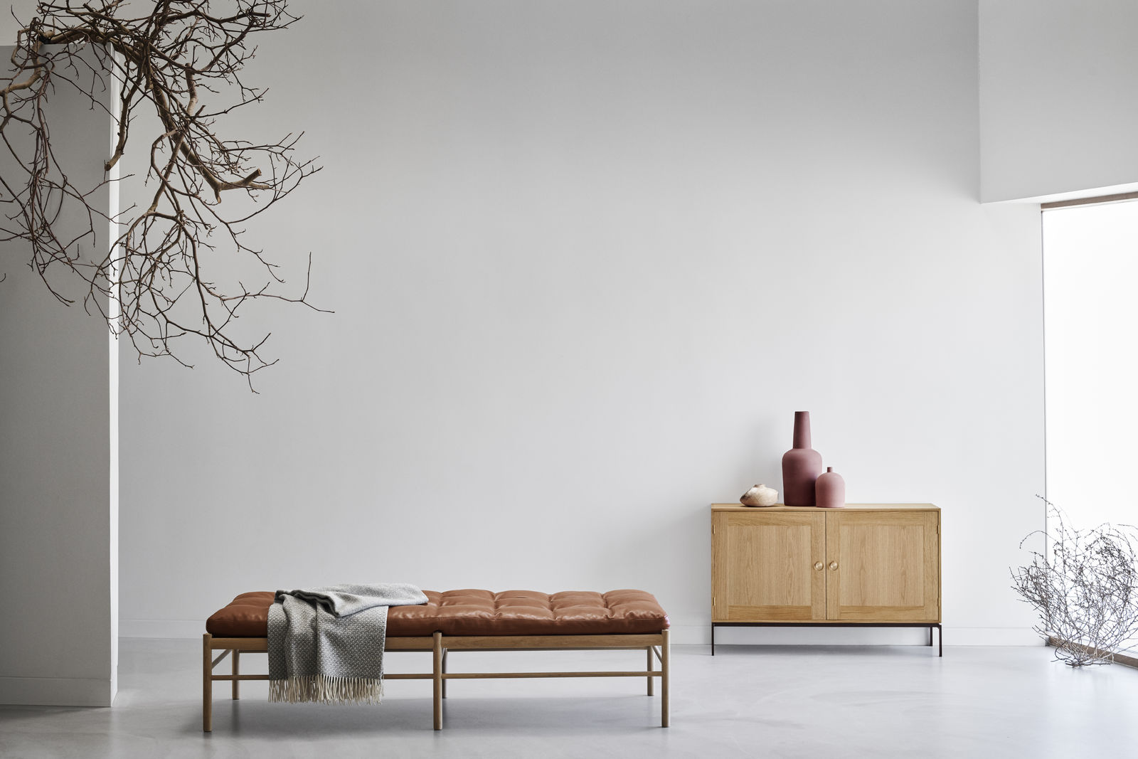 FK63 Bookshelf System Horizontal Depth 36 cm with Doors Carl Hansen & Søn