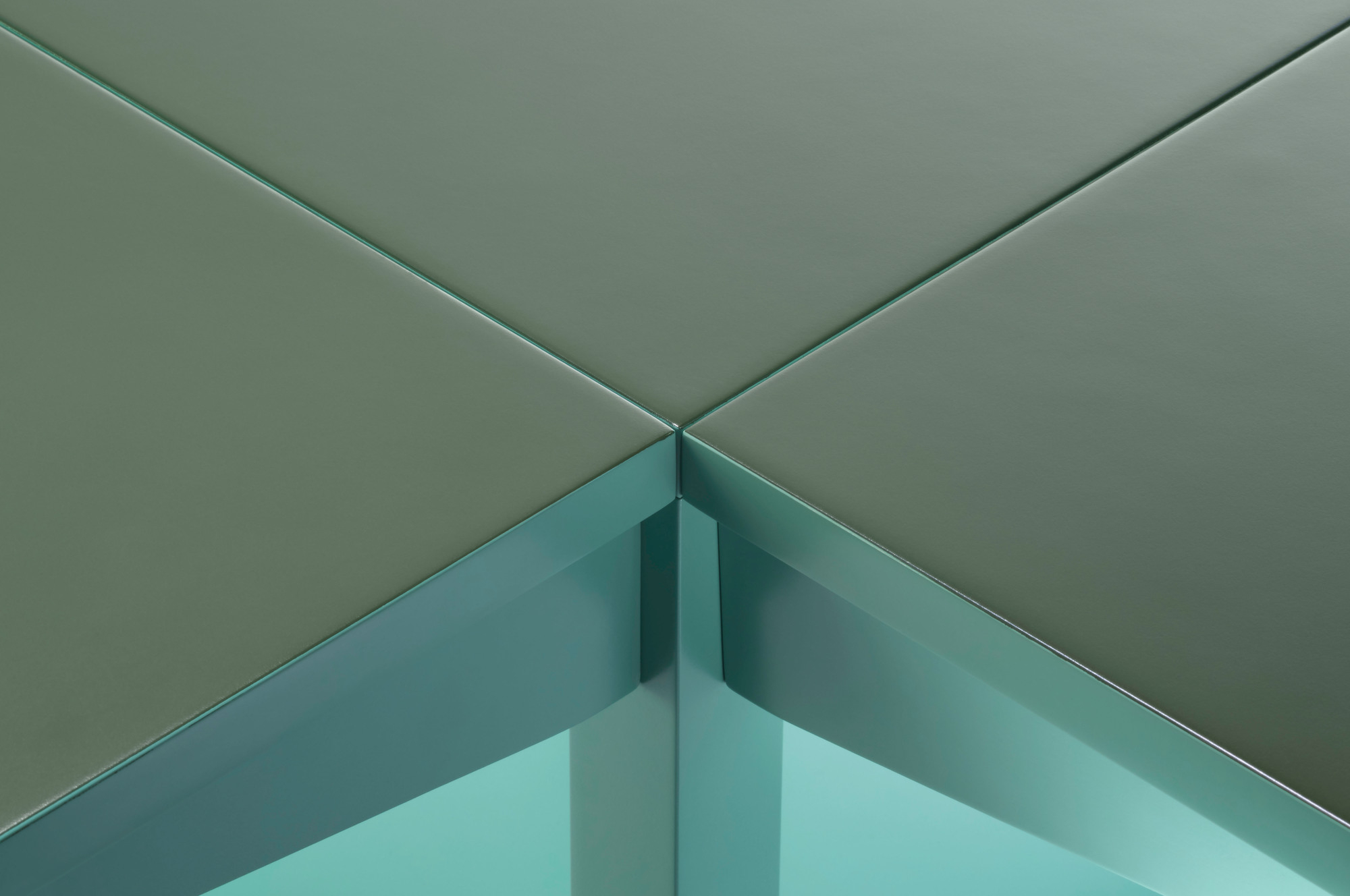 K10N Folding Table on Wheels Edition Bauhausnowhaus Tecta V2