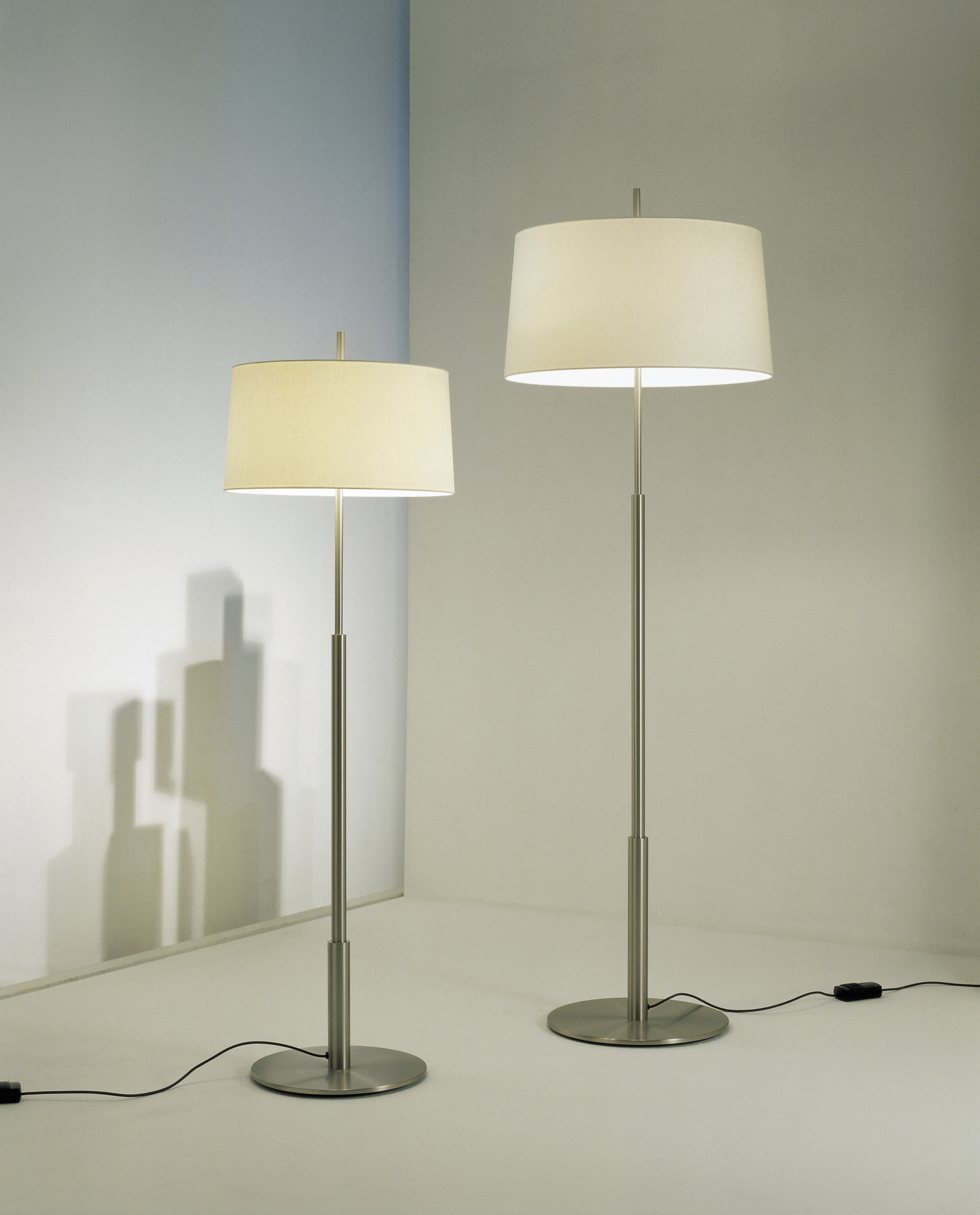 Diana Floor lamp Santa & Cole