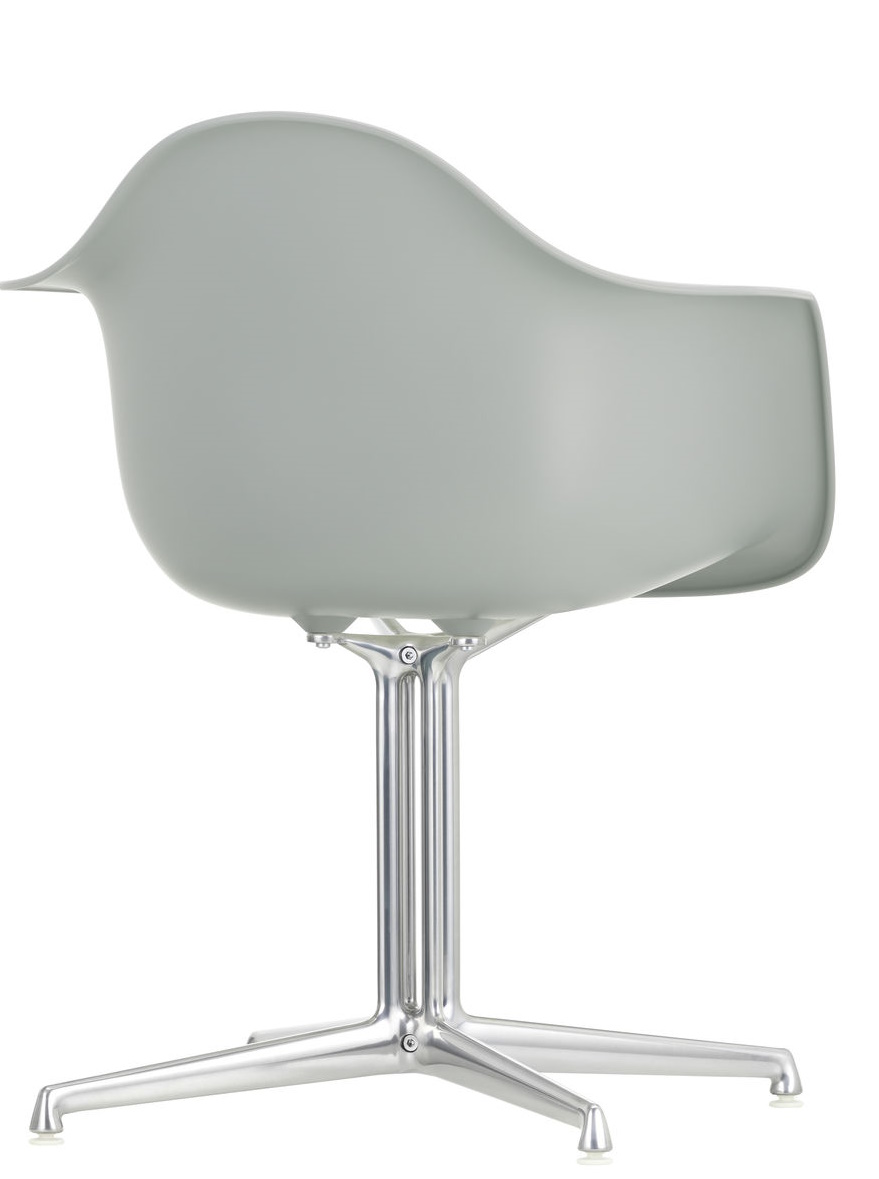 Eames Plastic Arm Chair DAL Chair Vitra