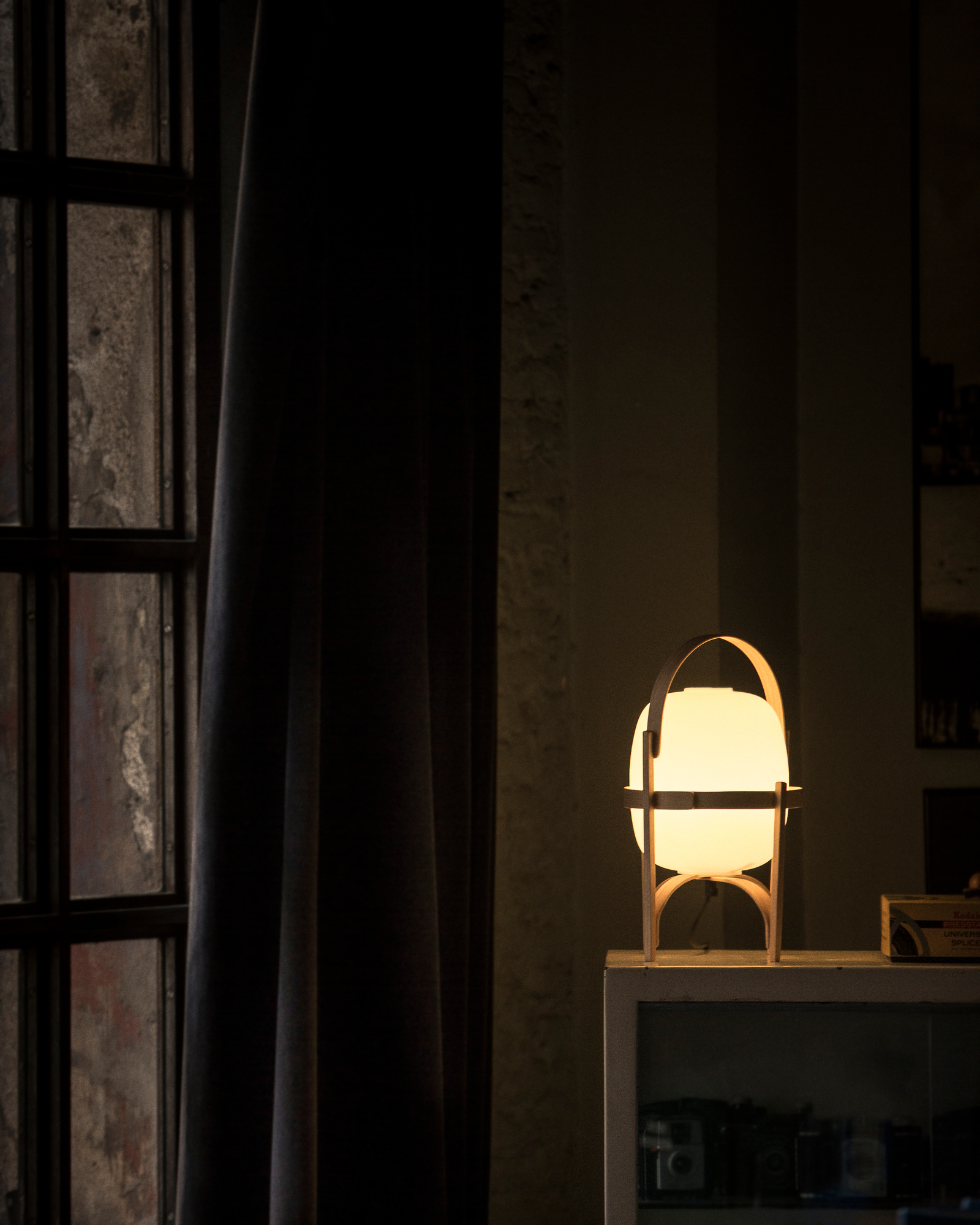 Cestita Table Lamp / Table Lantern Santa & Cole Opal Plastic Shade