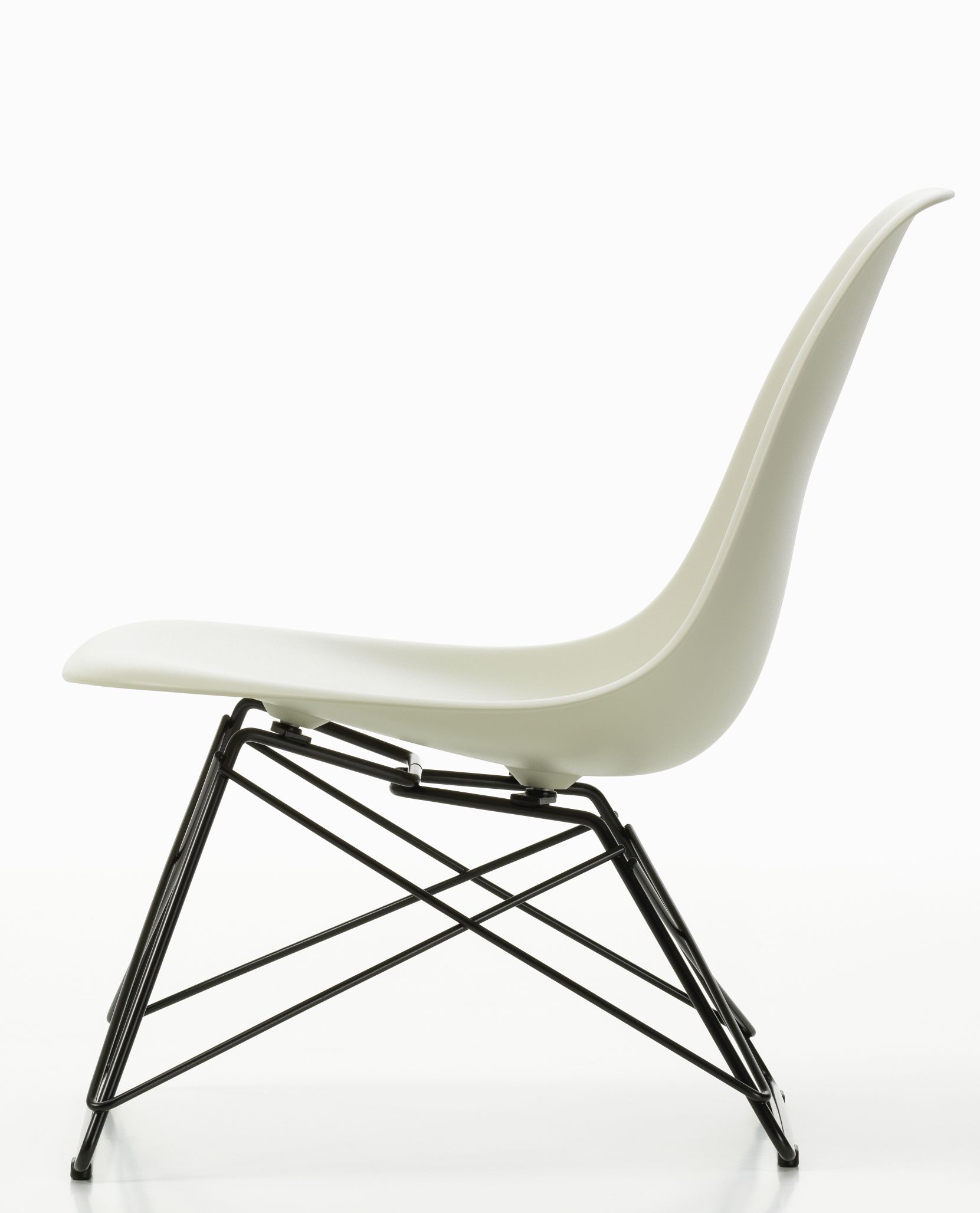 Eames Plastic Side Chair LSR Chair Vitra