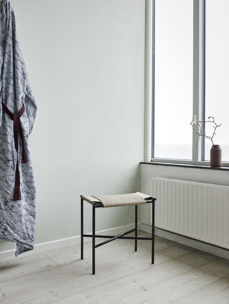 Vent Stool Skagerak by Fritz Hansen