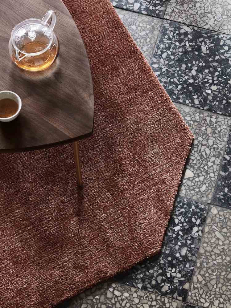 Pinwheel HM7 Side table AndTradition