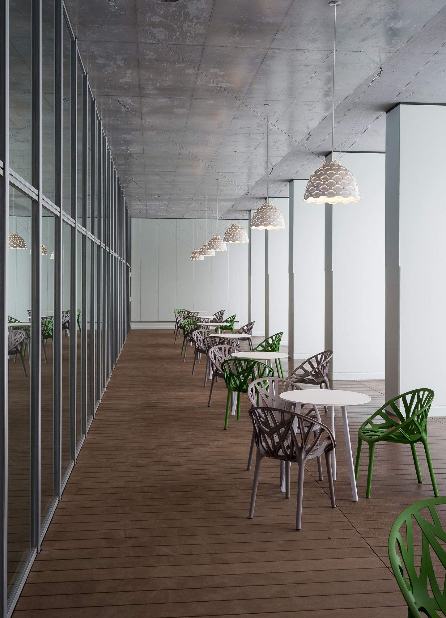 LC Shutters Pendant light Louis Poulsen