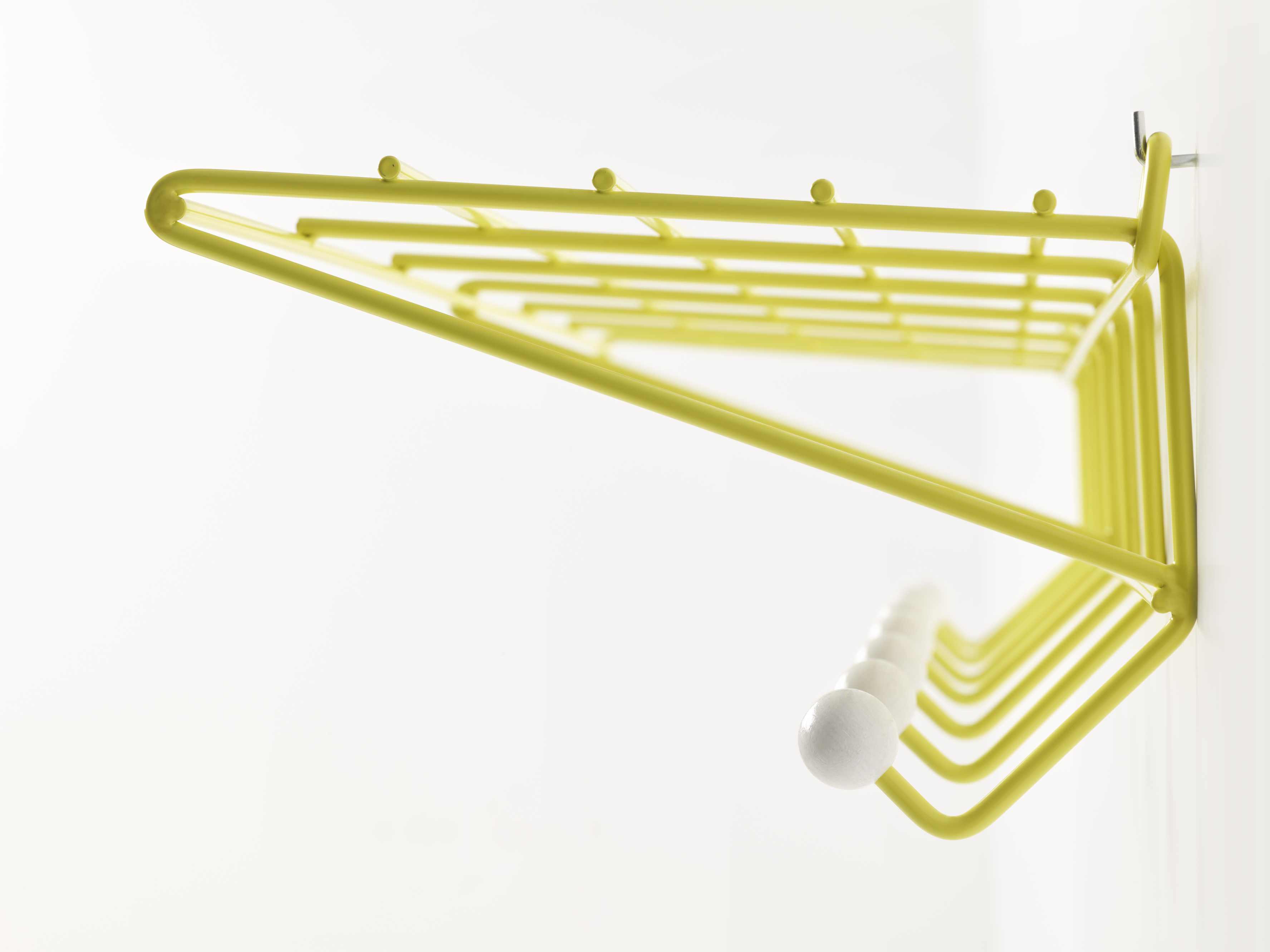DZ 05 Wardrobe Spectrum Yellow PMS 107
