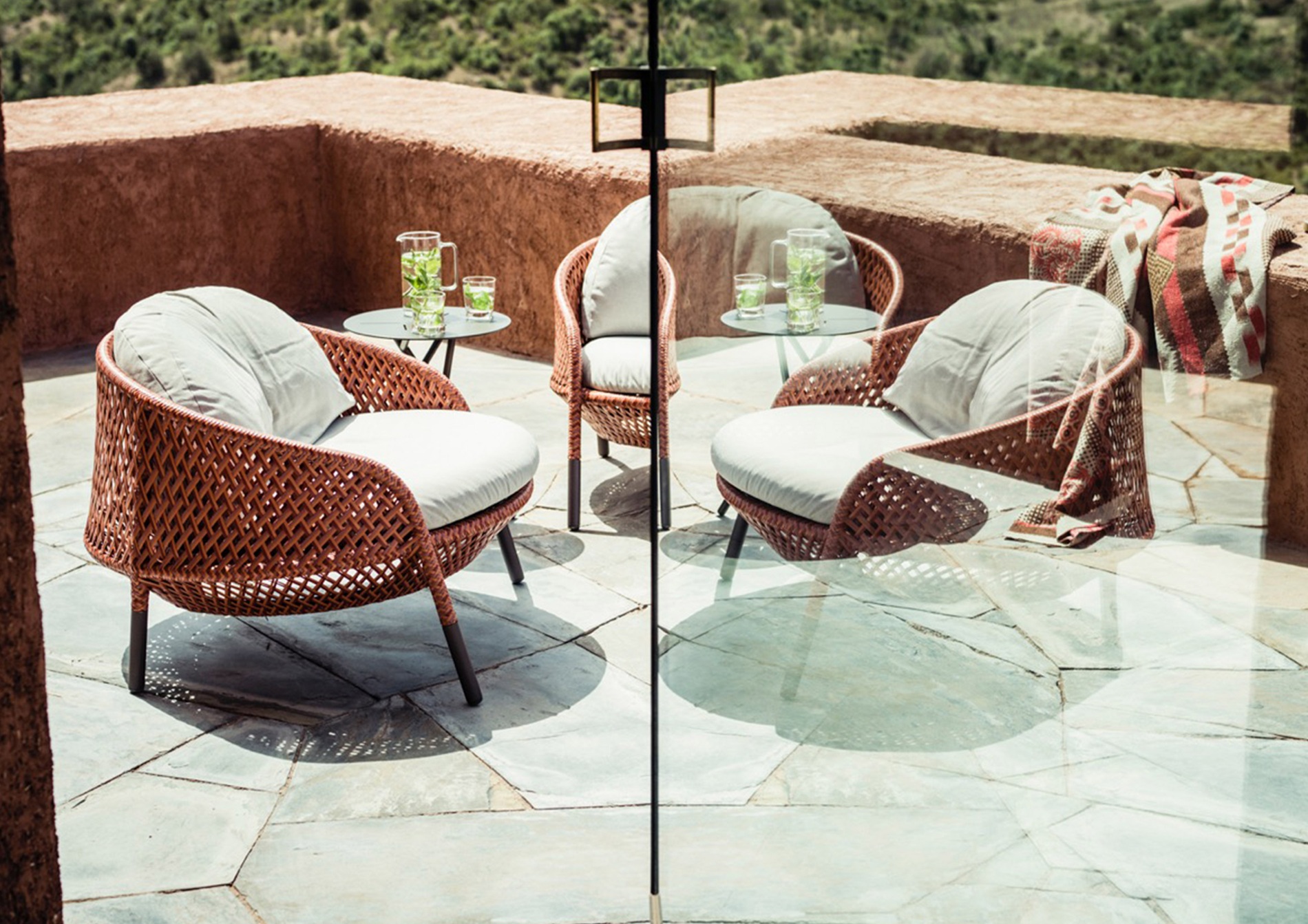 AHNDA Outdoor Armchair Dedon