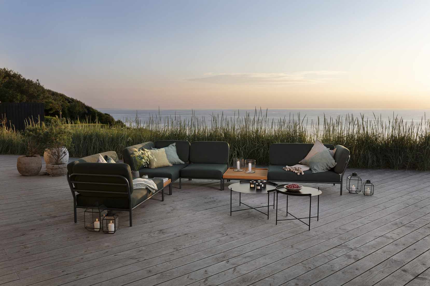 Level Sofa Outdoor corner left Houe 