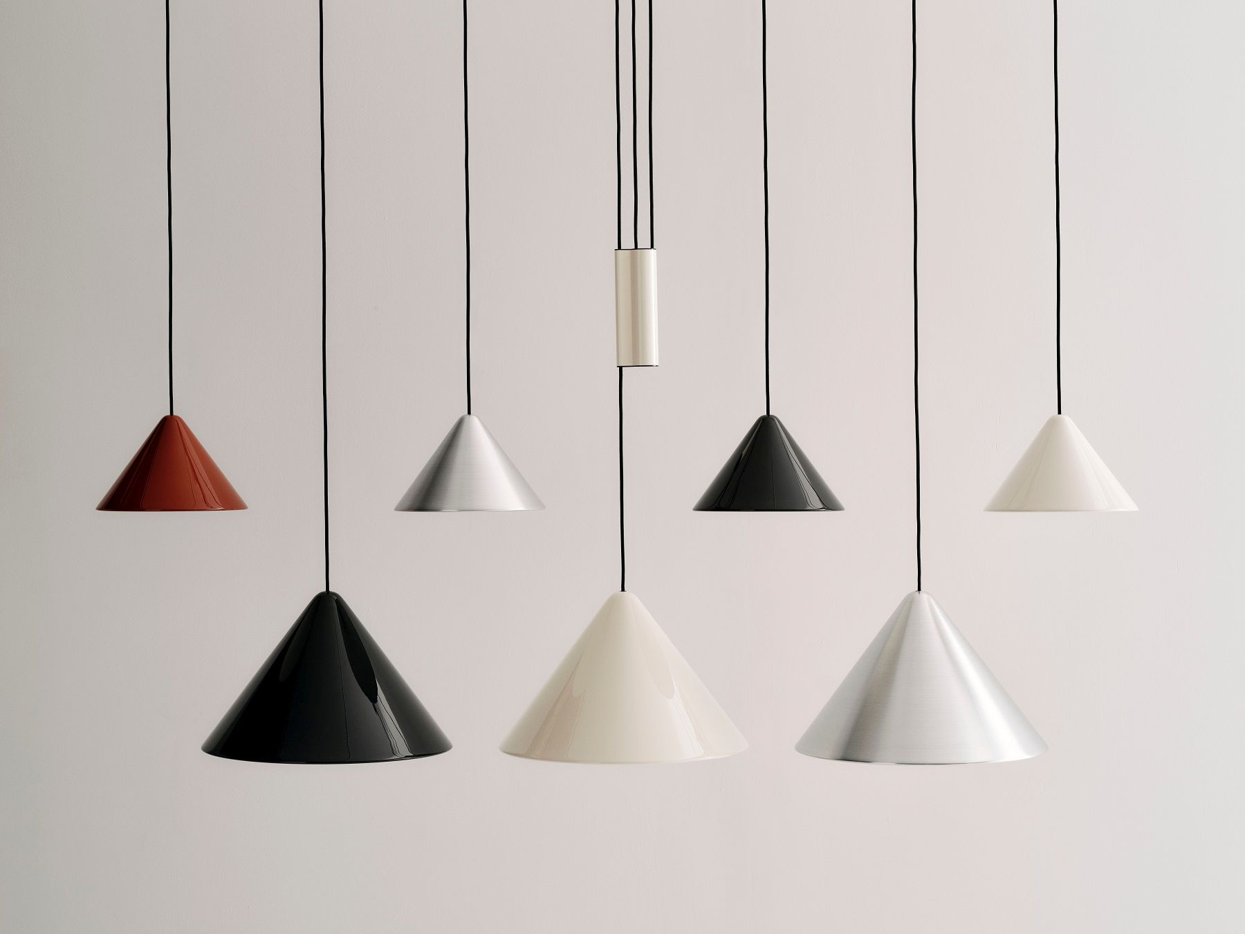 Compass Pendant 430 pendant light Hay