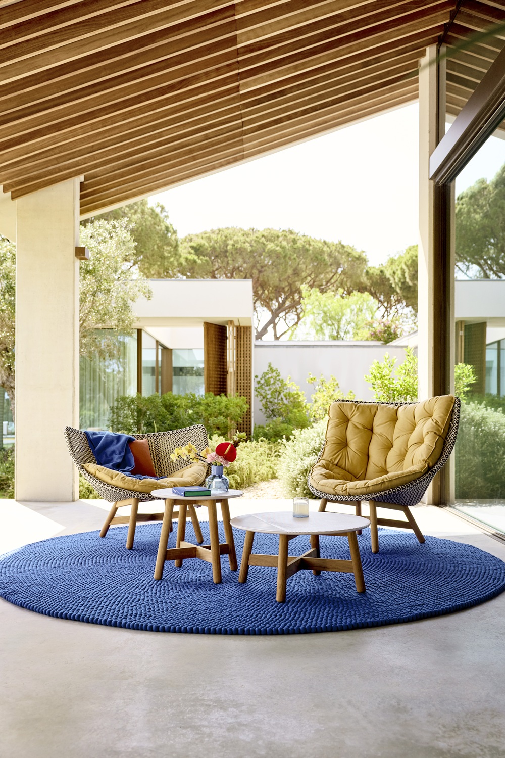 Mbrace Outdoor Club Chair Dedon