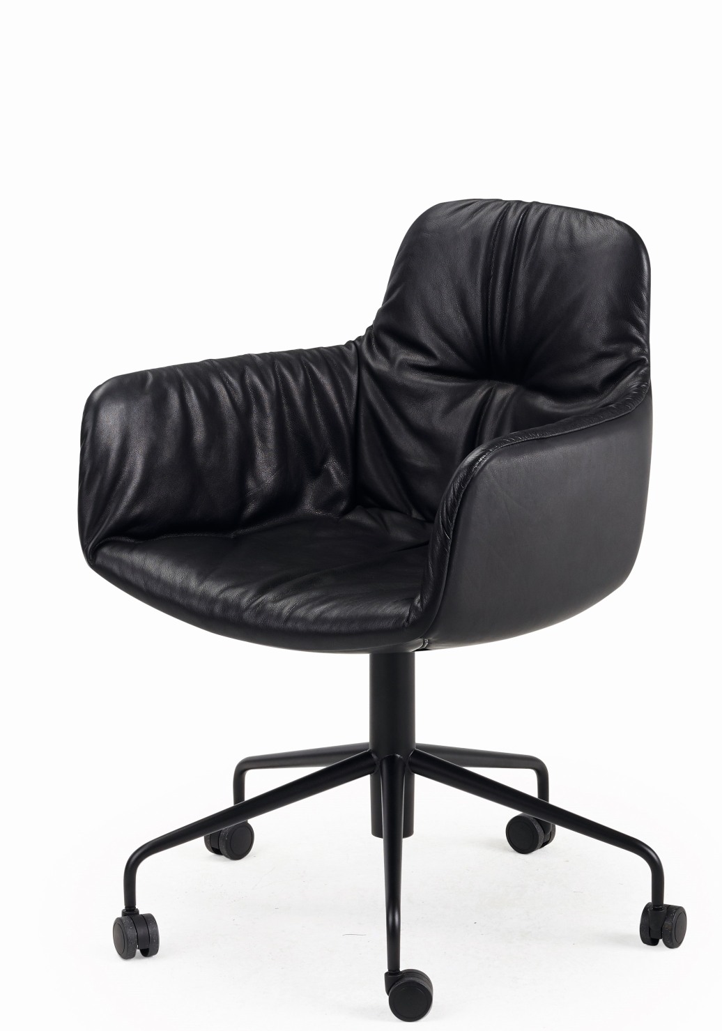 Leya chair armrest high Freifrau Manufaktur