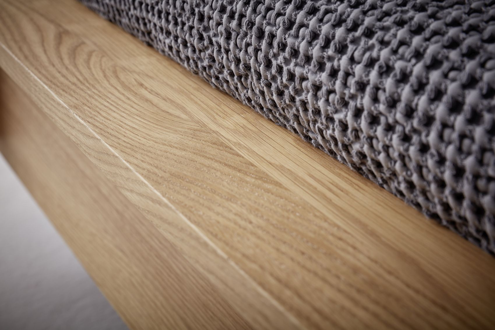 Flai Double bed Oak Müller Möbelwerkstätten