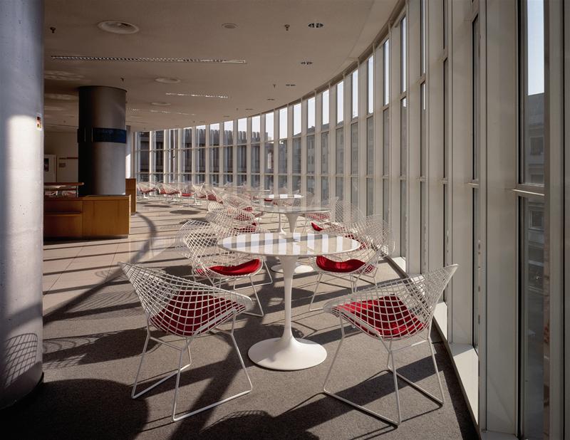 Bertoia Diamond armchair OUTDOOR Knoll International QUICK SHIP