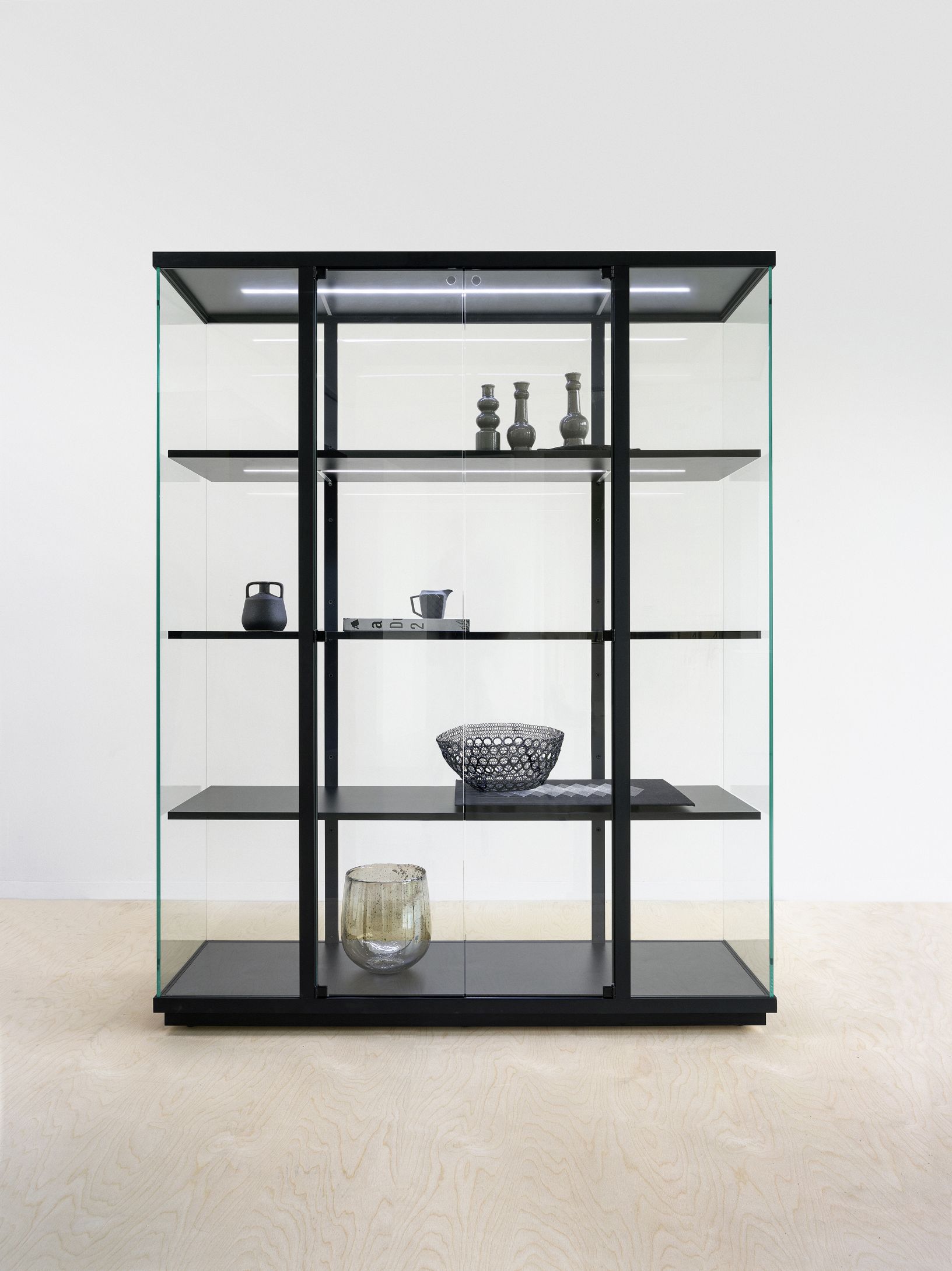 Stolp High Display cabinet Functionals