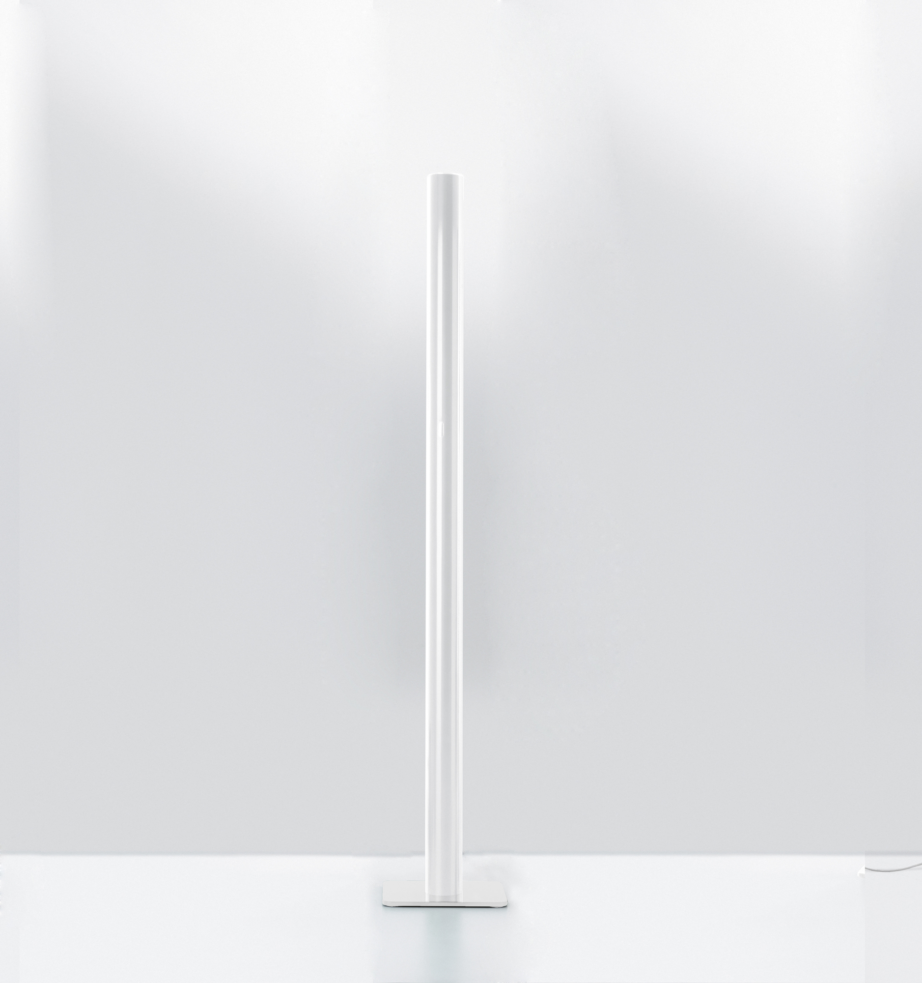 Ilio LED floor lamp Artemide