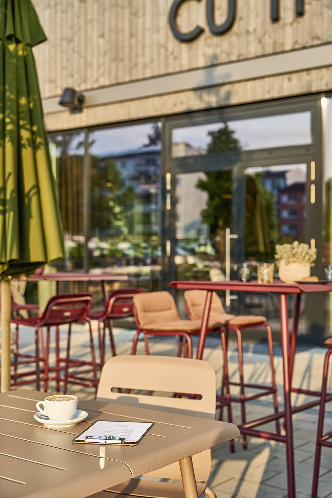 Vapio high table outdoor Weishäupl
