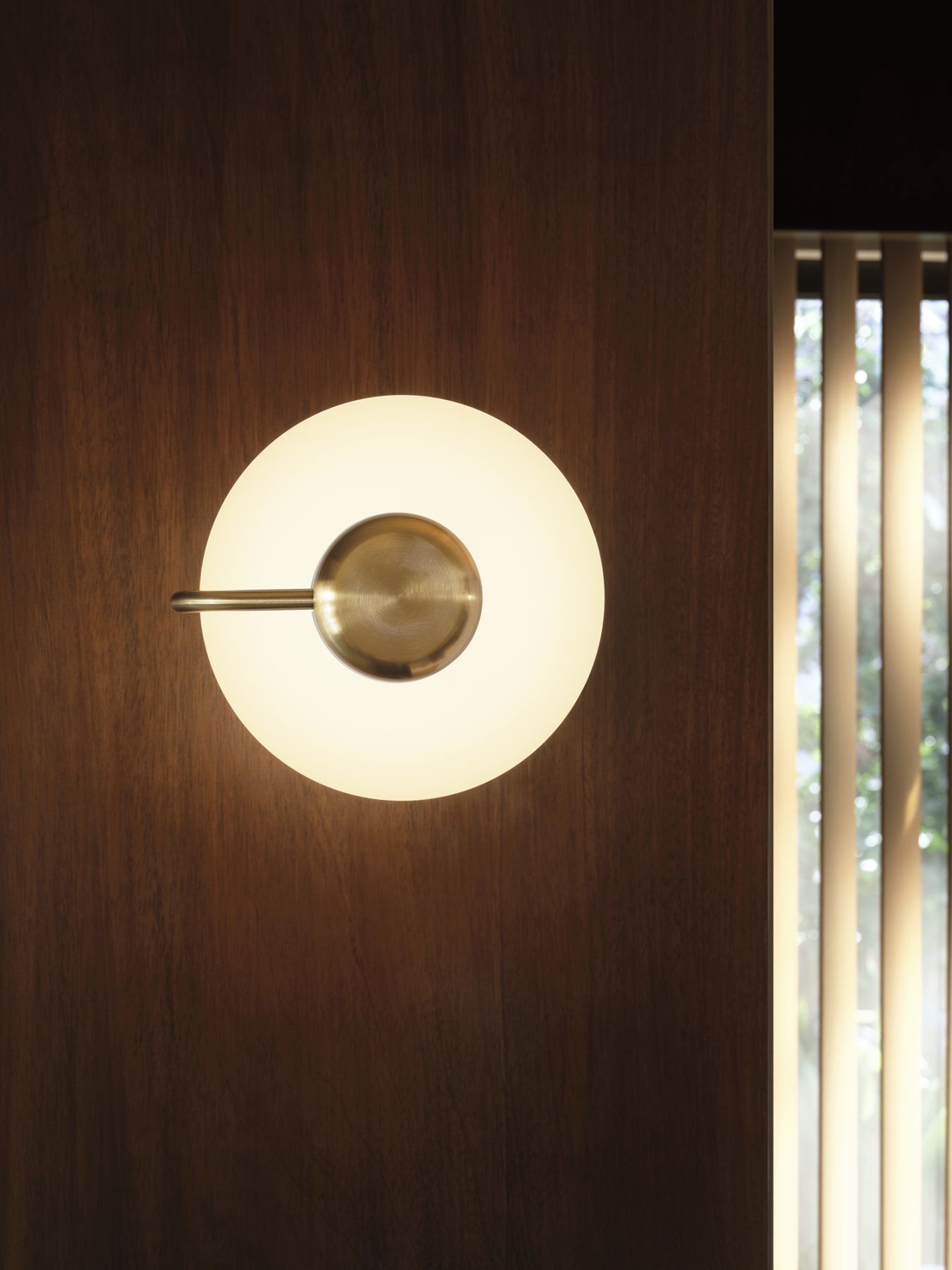 Tratto Wall lamp black Kdln