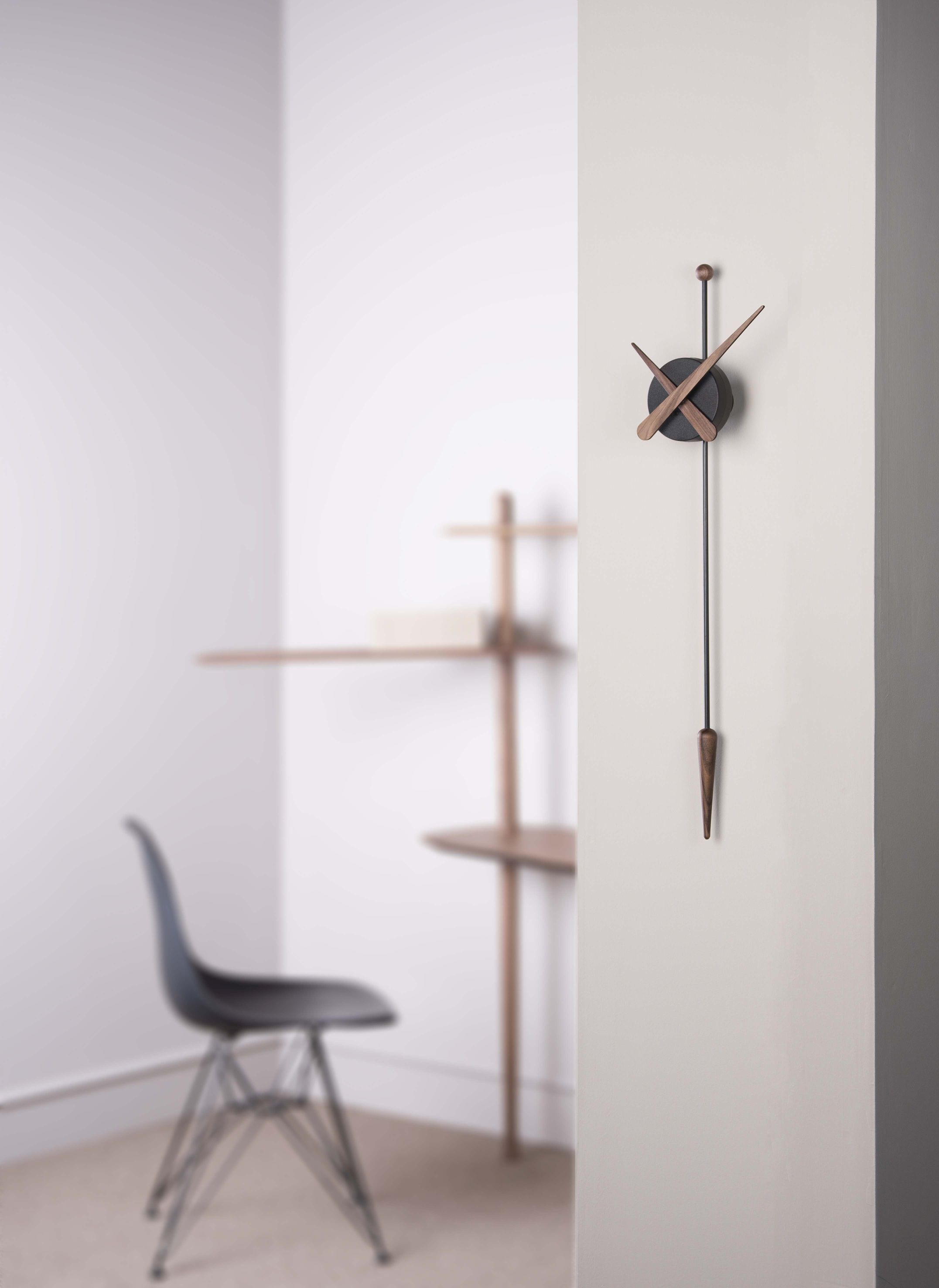 Punta wall clock walnut/black nomon