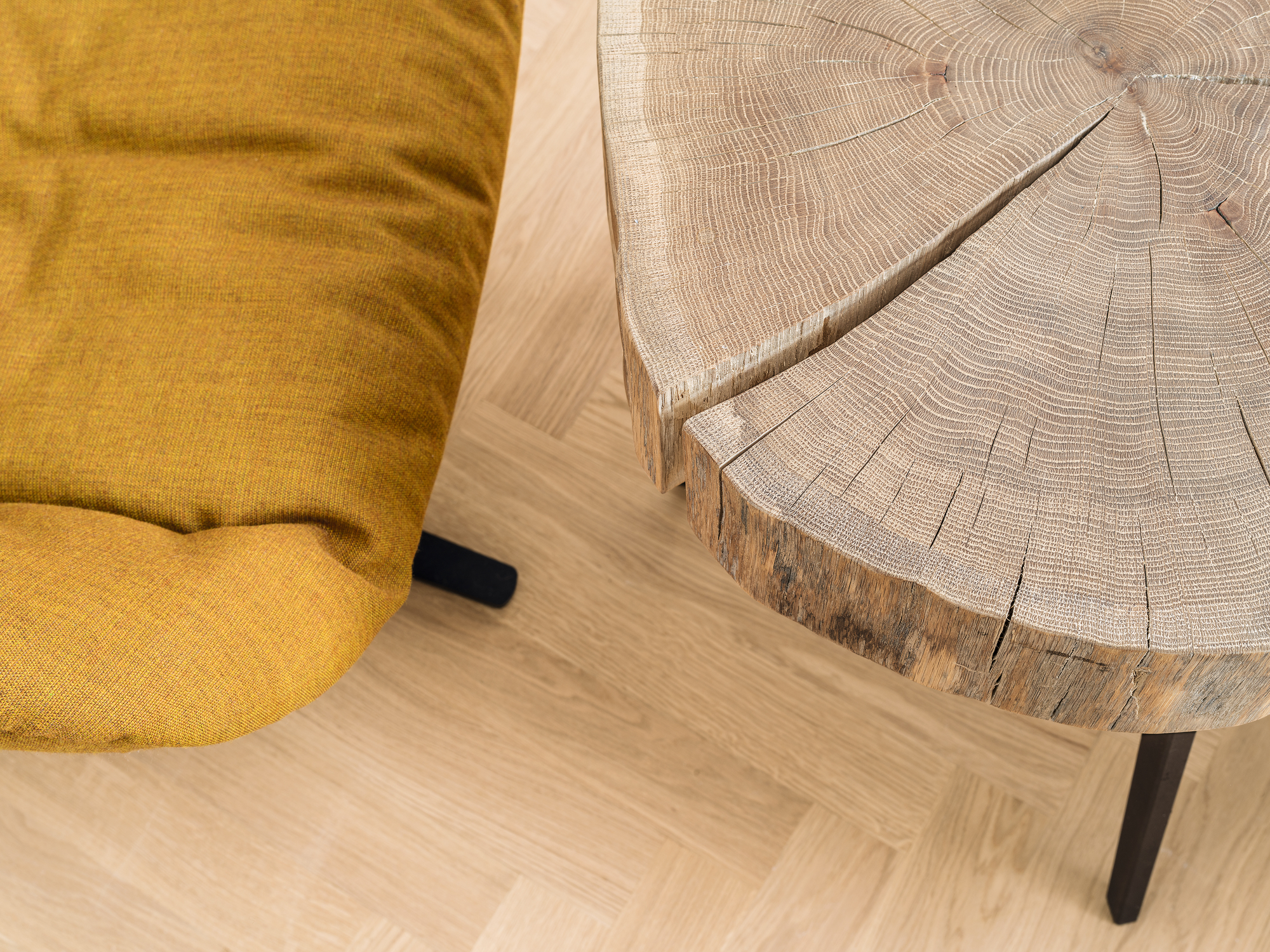 Stomp side table H28 Roh Janua
