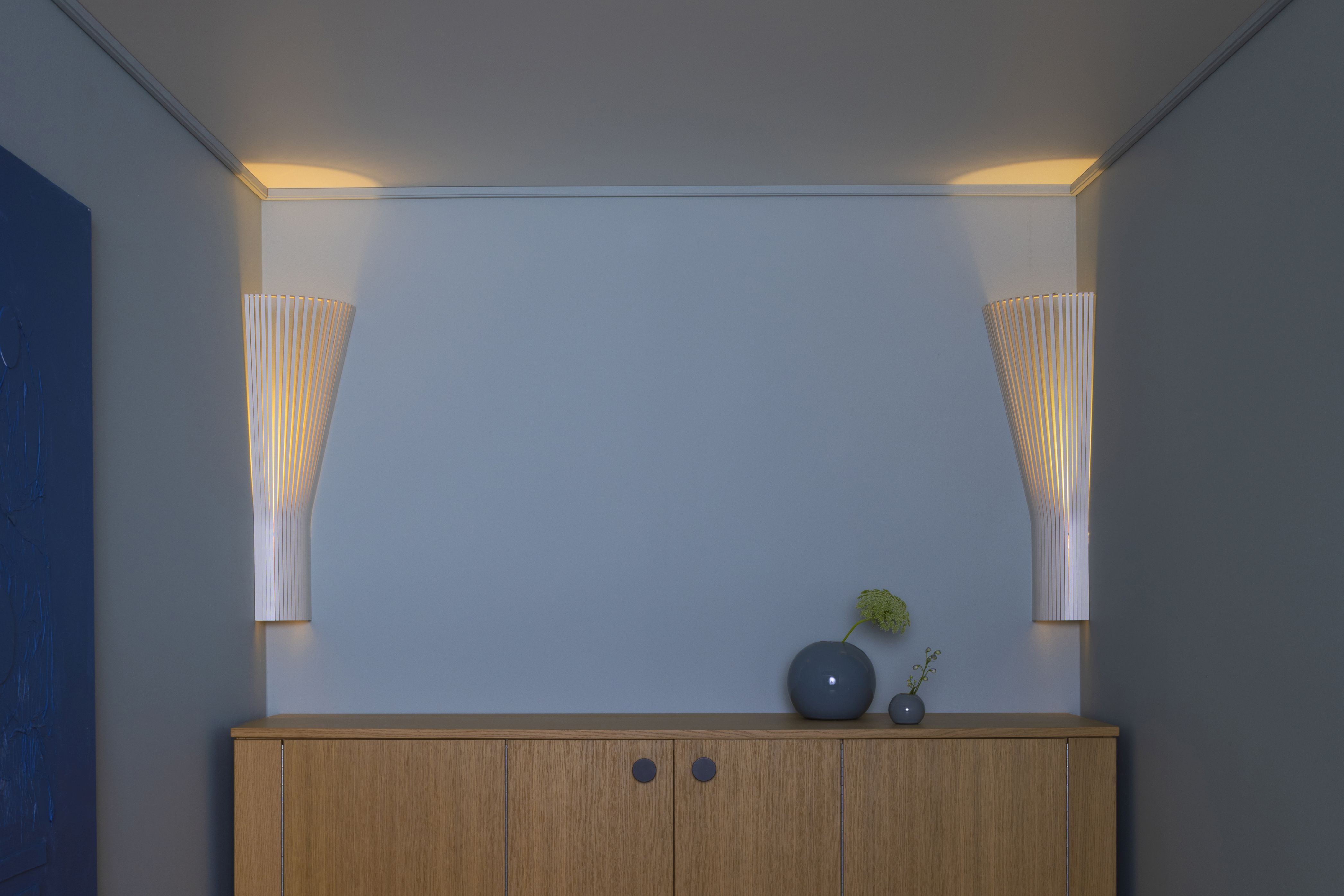 Secto 4236 corner lamp Secto Design