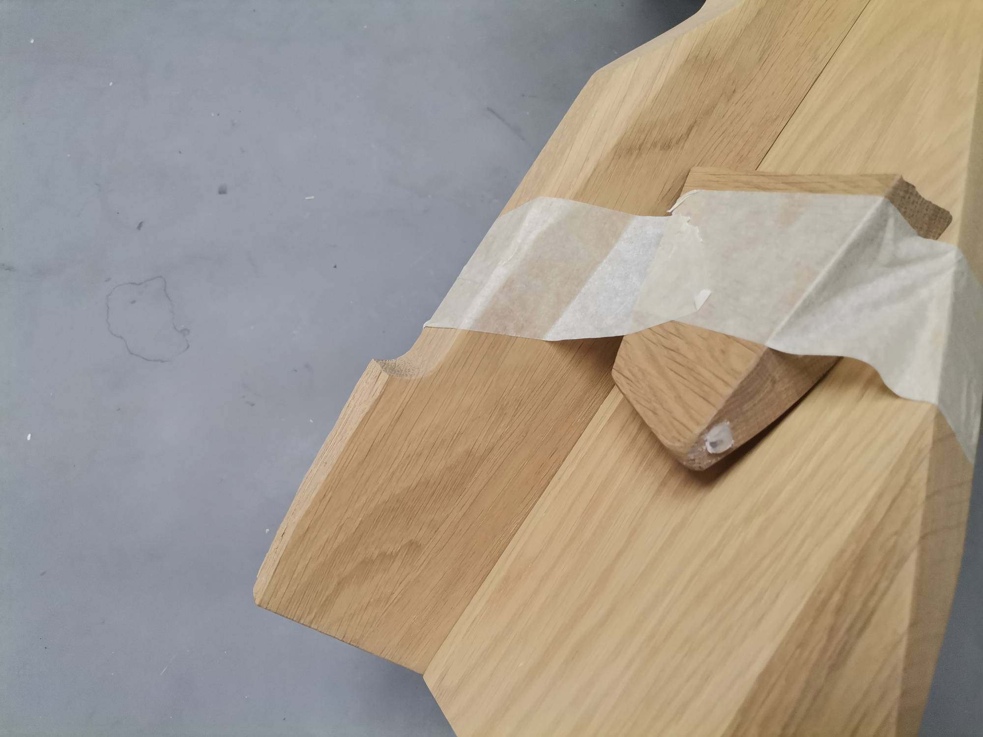 Rock stool OAK GROWN WITH WHITE PIGMENTED Out IMPERFECT ITEMS