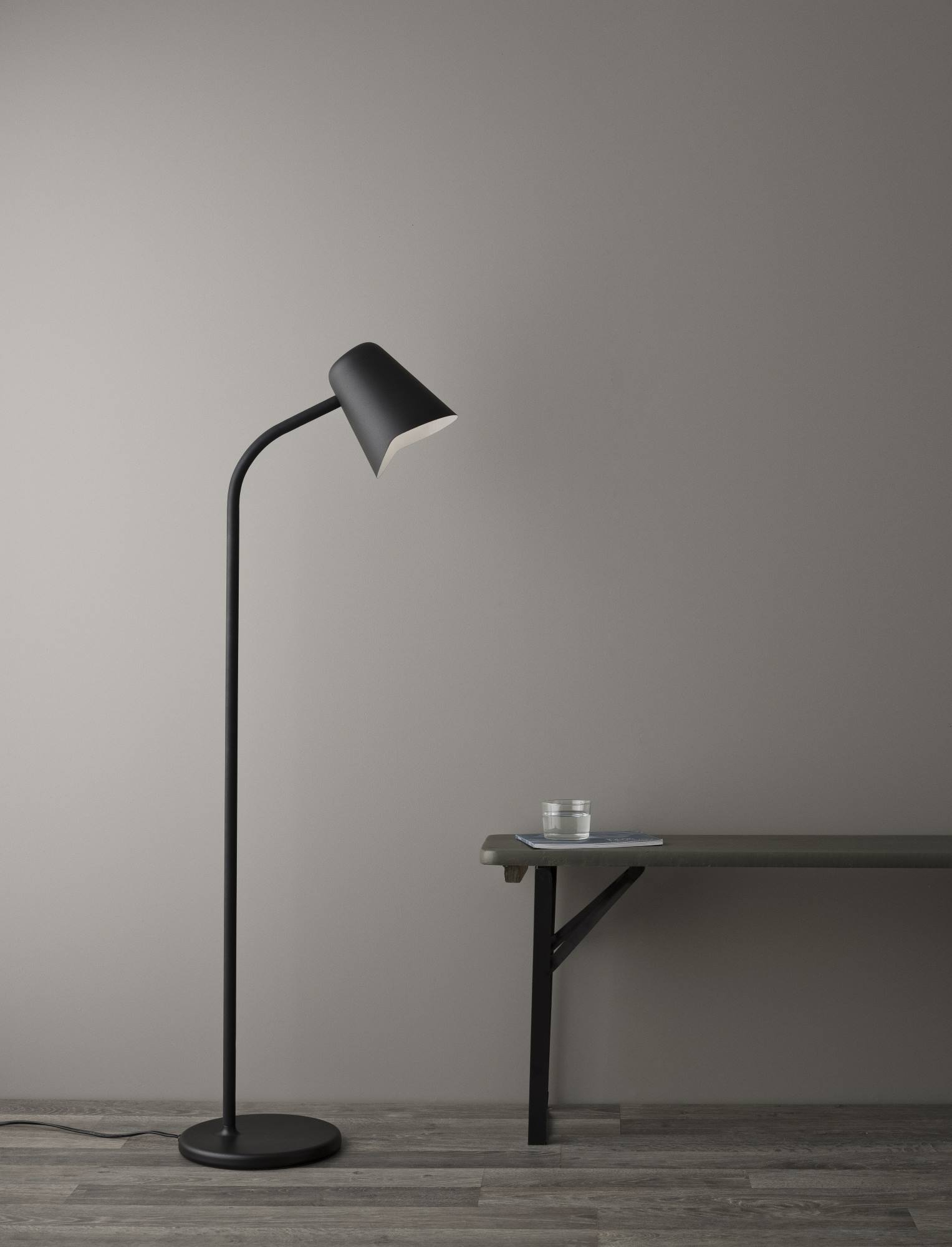 Me floor dim floor lamp Northern