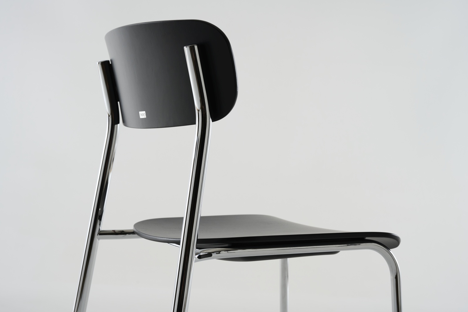 S 243 / S243 Tubular steel chair Thonet