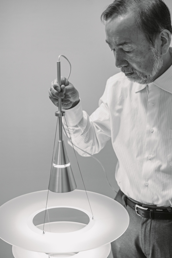 Enigma 425/545 Pendant light Louis Poulsen