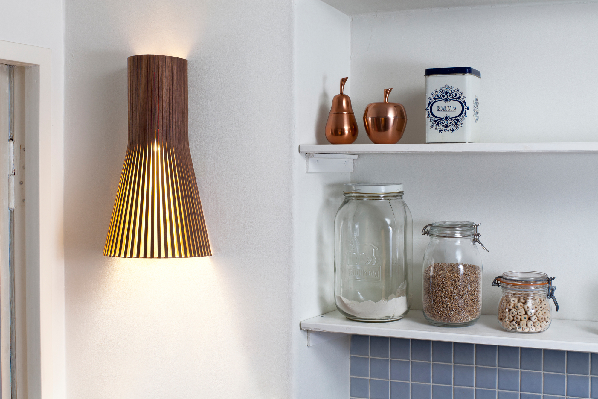 Secto Small 4231 Wall lamp Secto Design Black