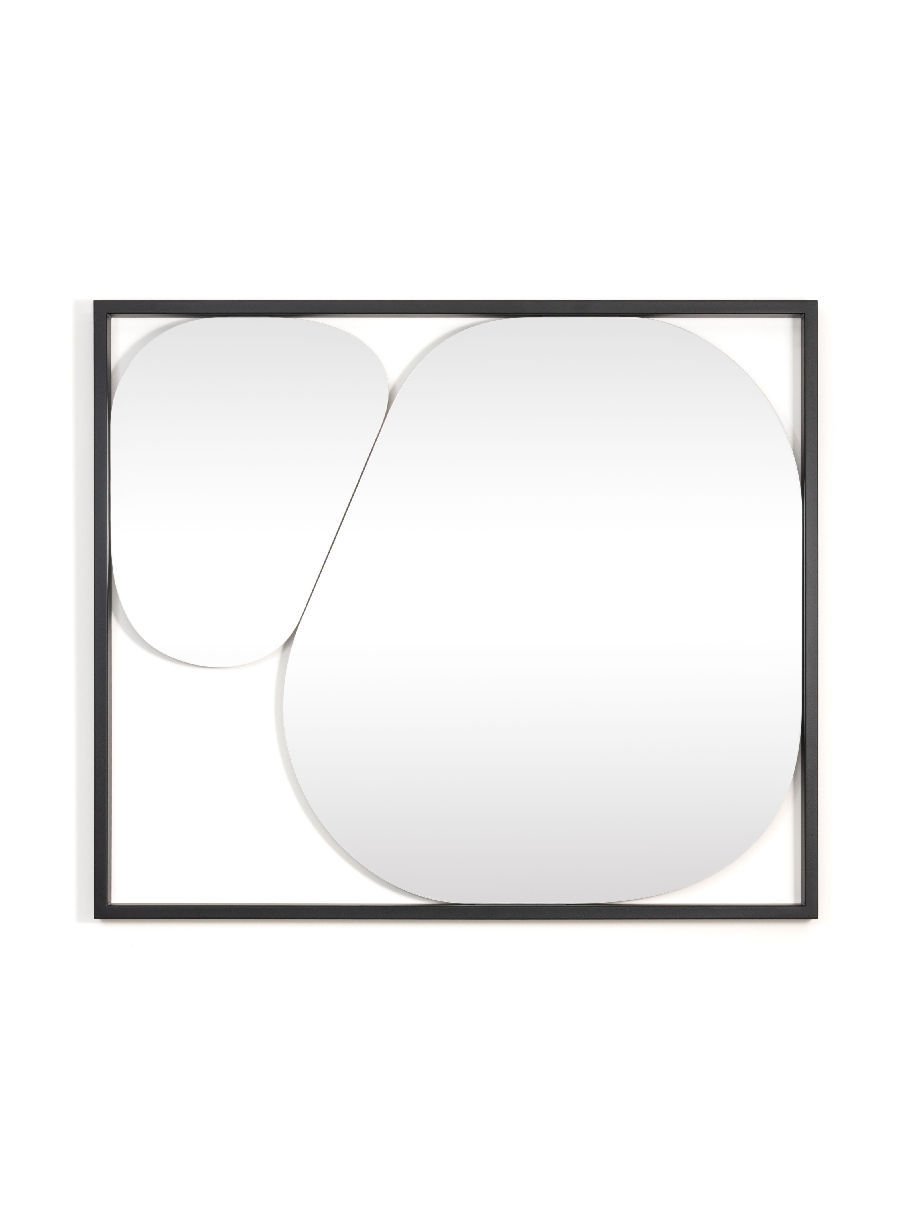 Morphed AC542 Mirror Magis