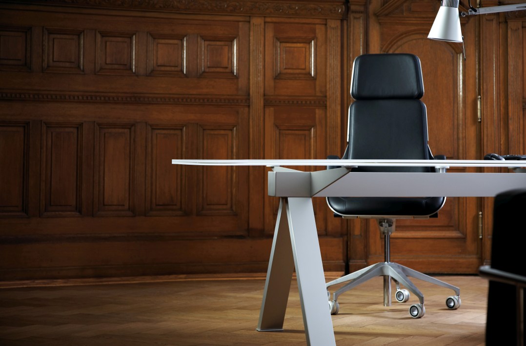 Silver SV11P Office Swivel Chair high Interstuhl
