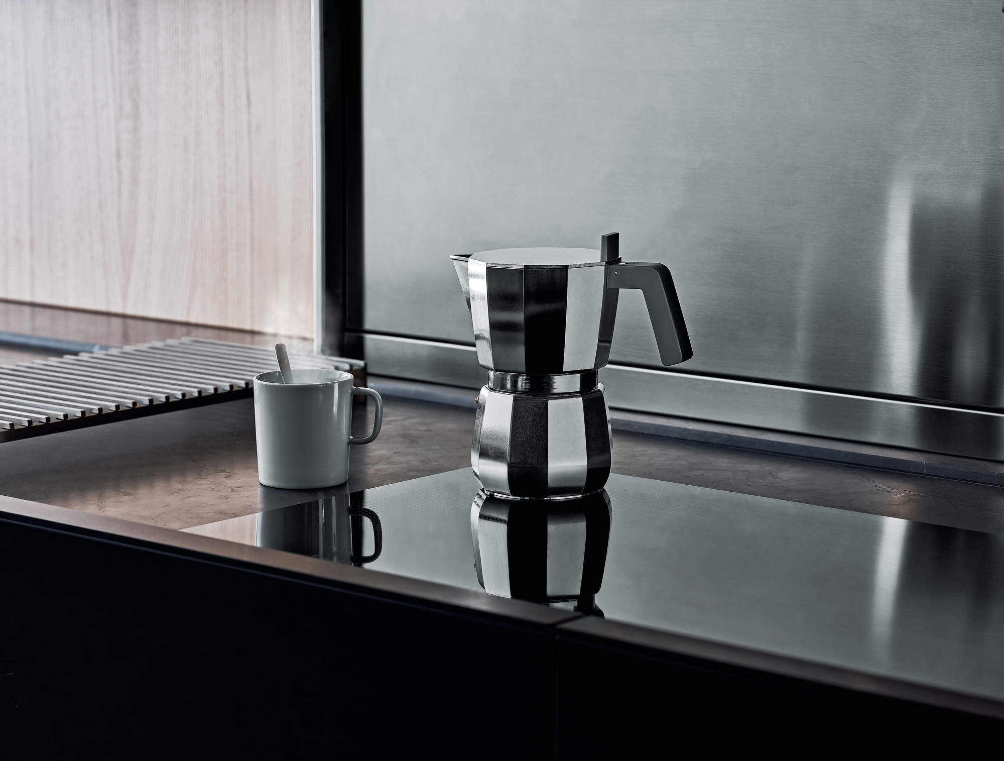 Moka Espresso Maker DC06 9 FM Alessi