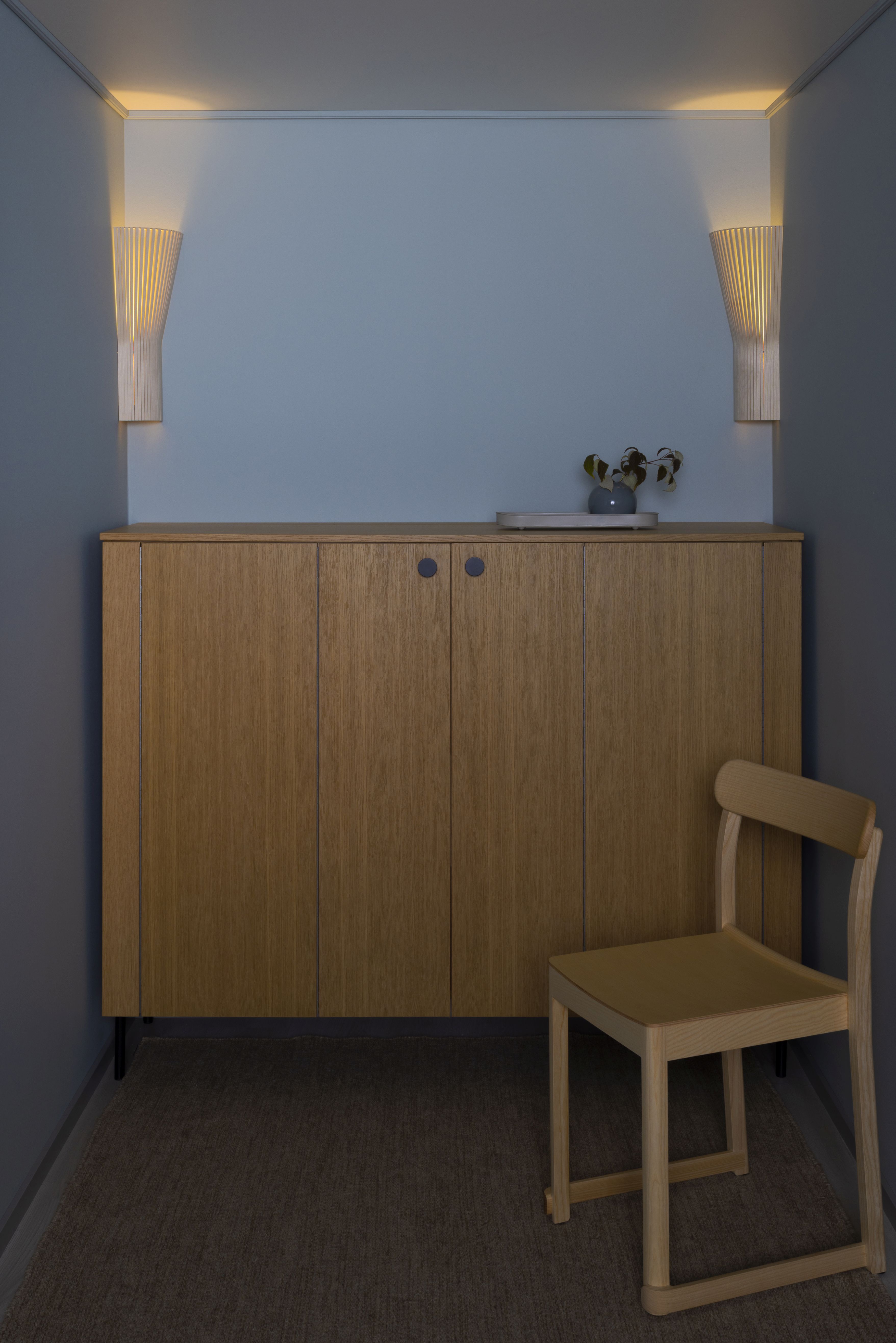 Secto 4237 corner lamp Secto Design