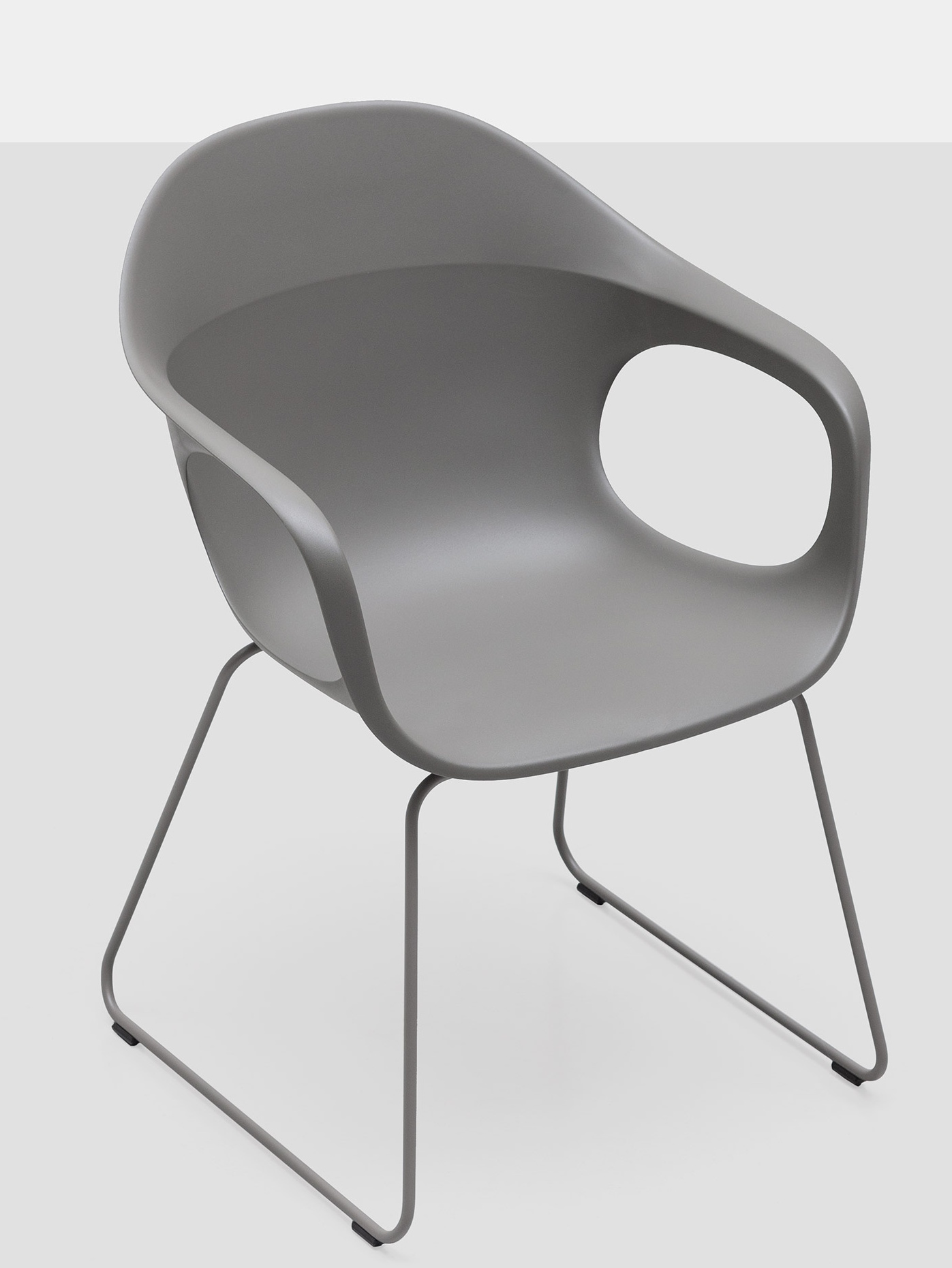 Elephantino armchair Kristalia sled base
