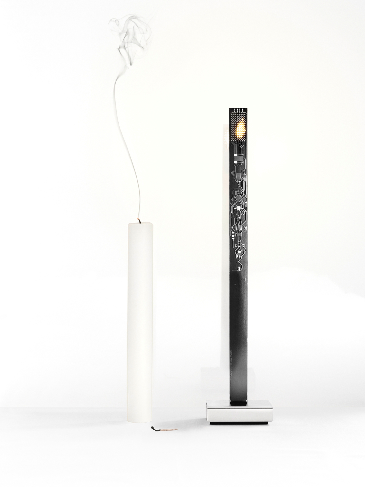 My New Flame USB table lamp platine black Ingo Maurer