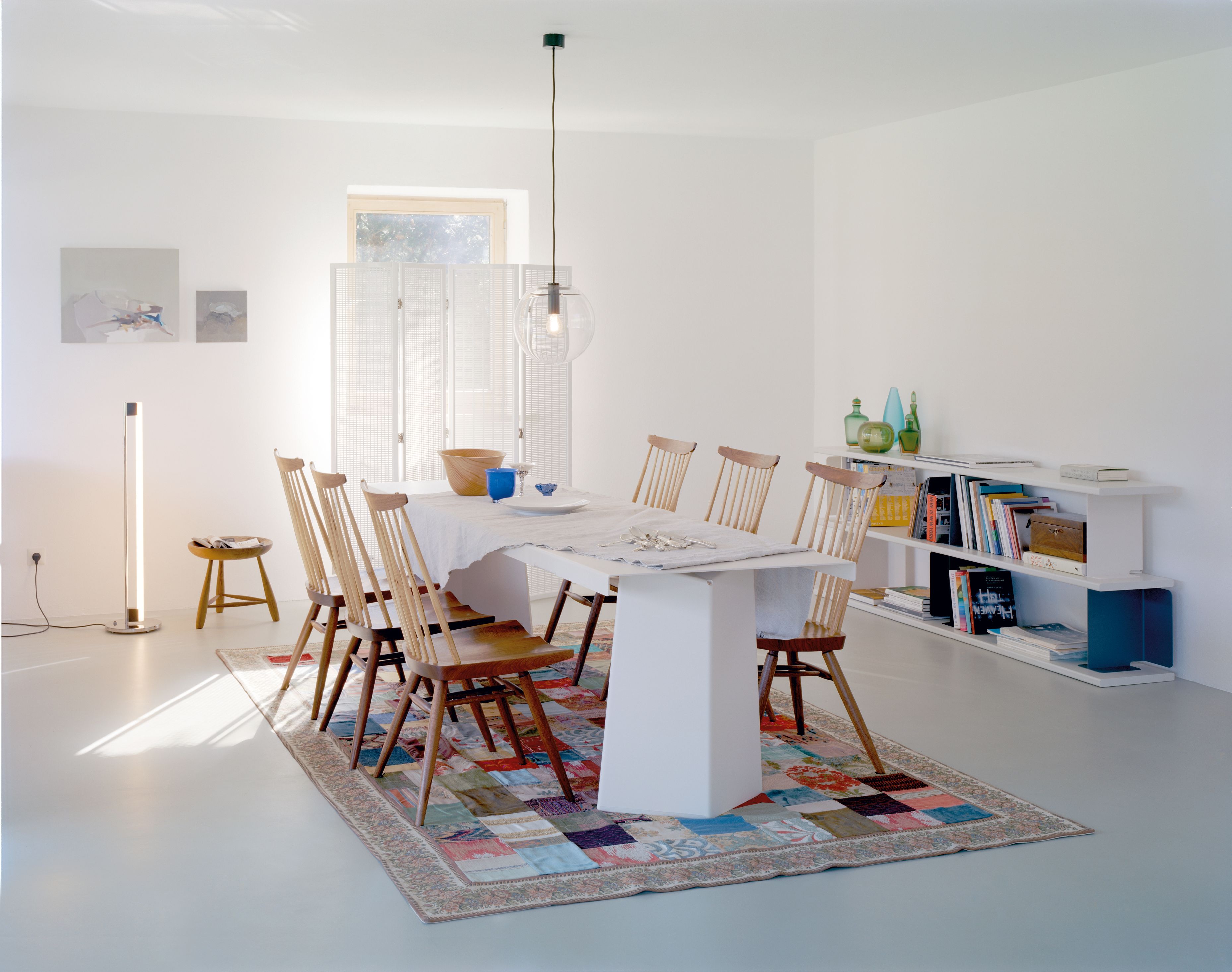 Pallas table ClassiCon