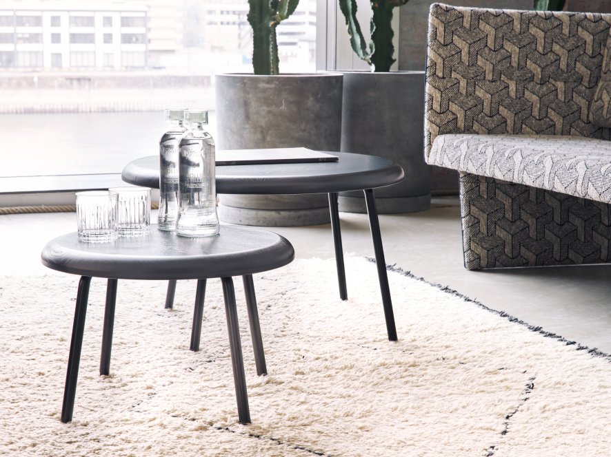 Tom coffee table Richard Lampert