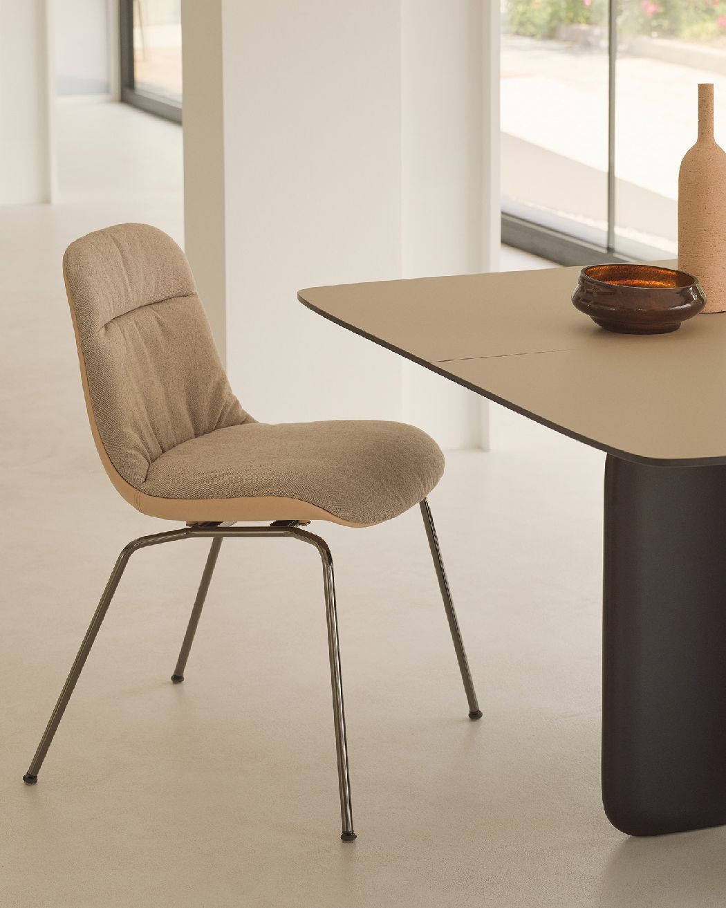 Elephantino four-legged chair KRISTALIA