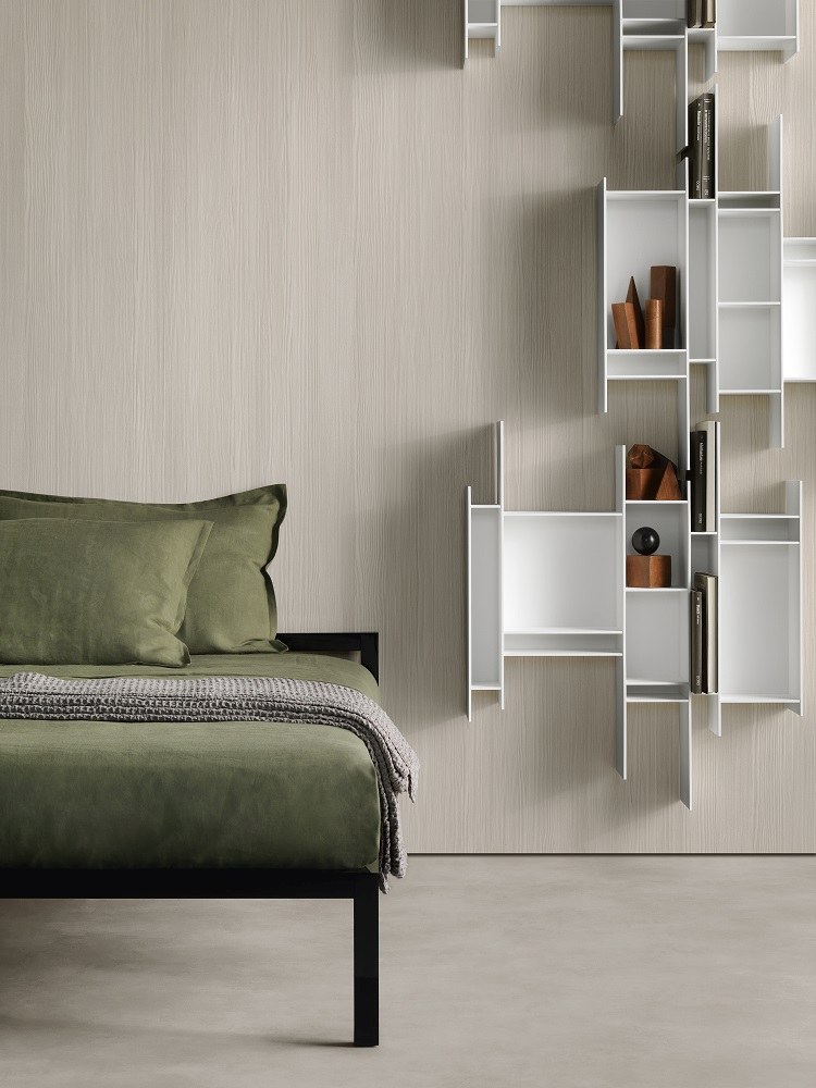 Aluminium Bed lacquered MDF Italia