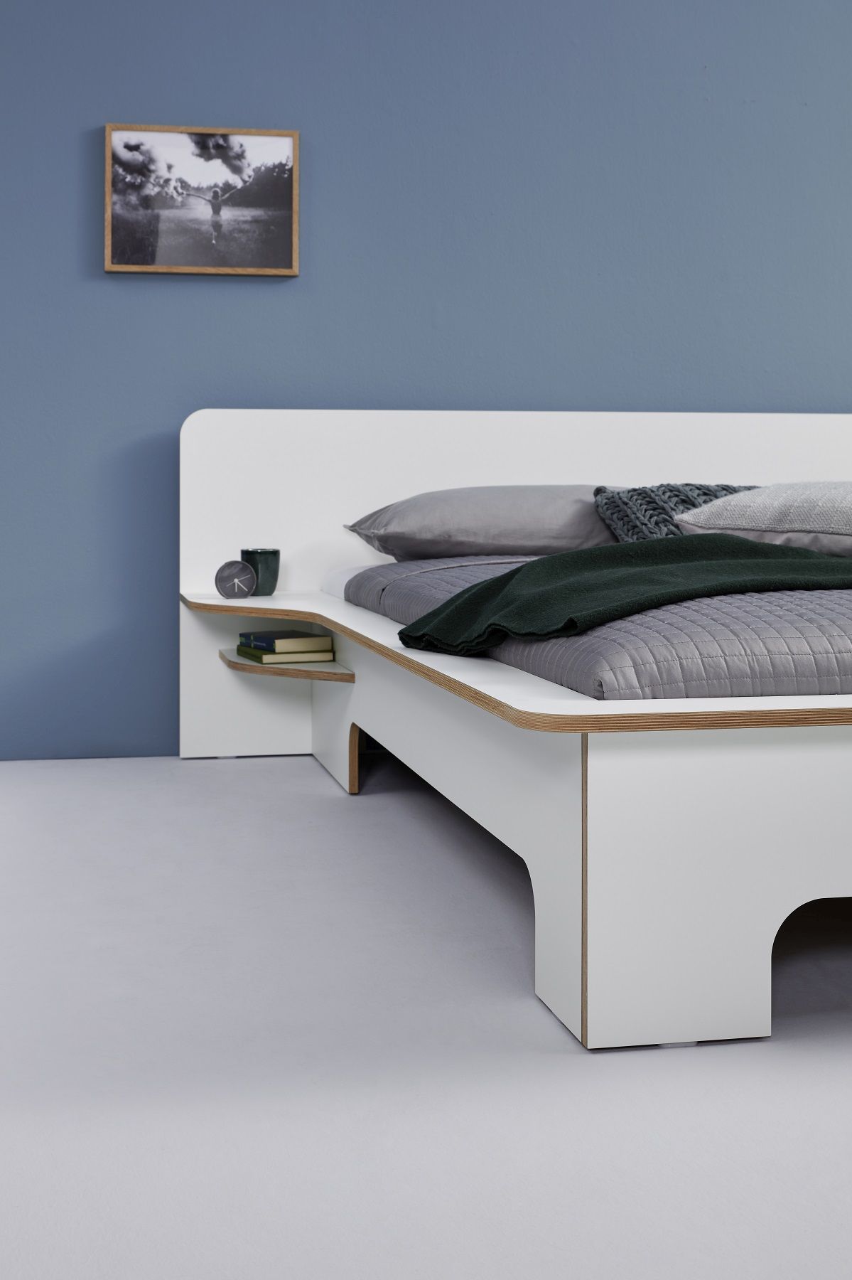 Plane Double bed Müller Möbelwerkstätten