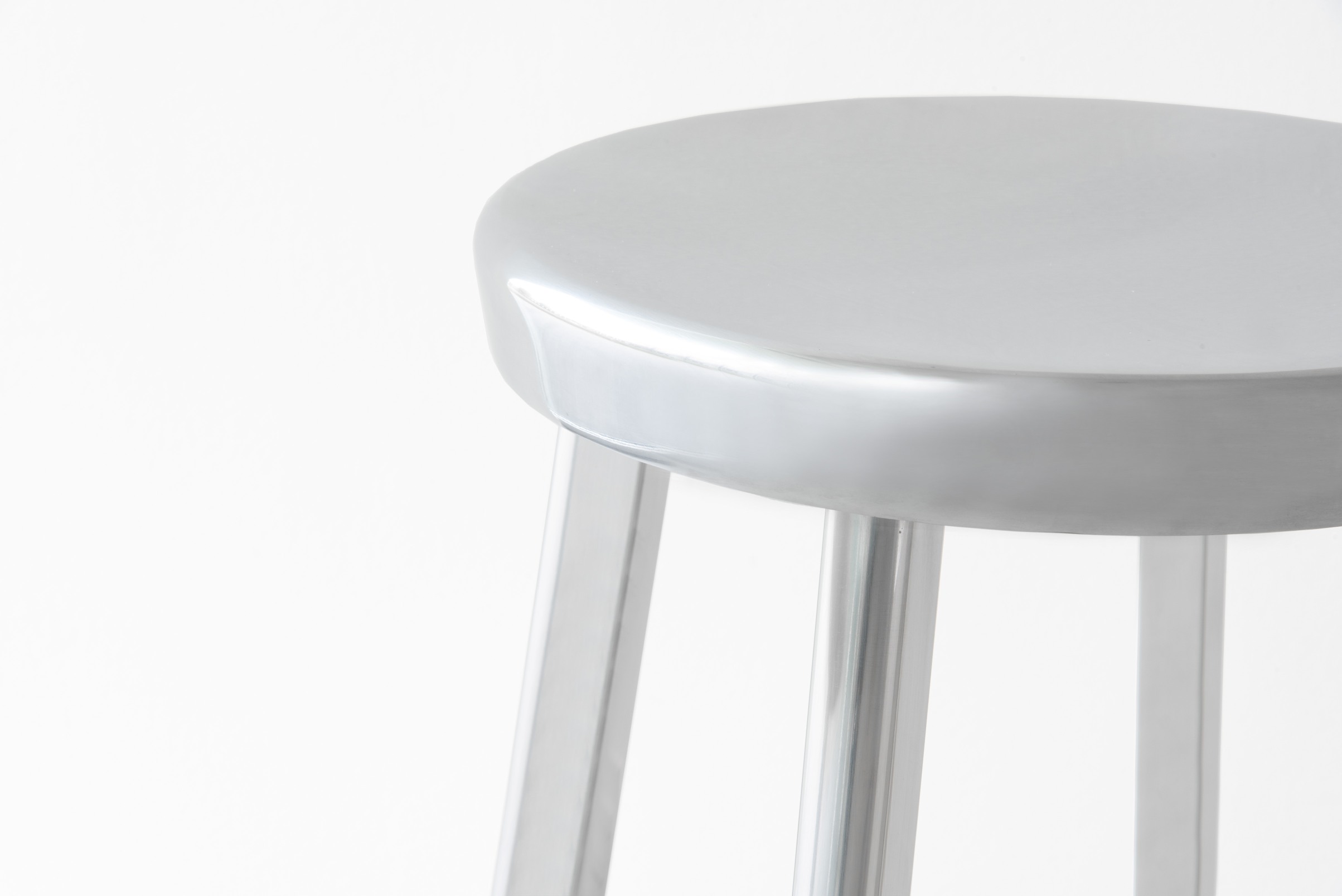 Déjà-vu Barstool High Magis