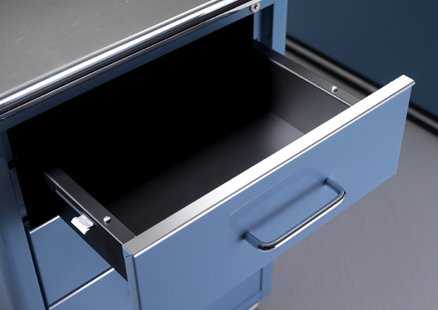 TB228 Classic Line Desk Müller Möbelfabrikation