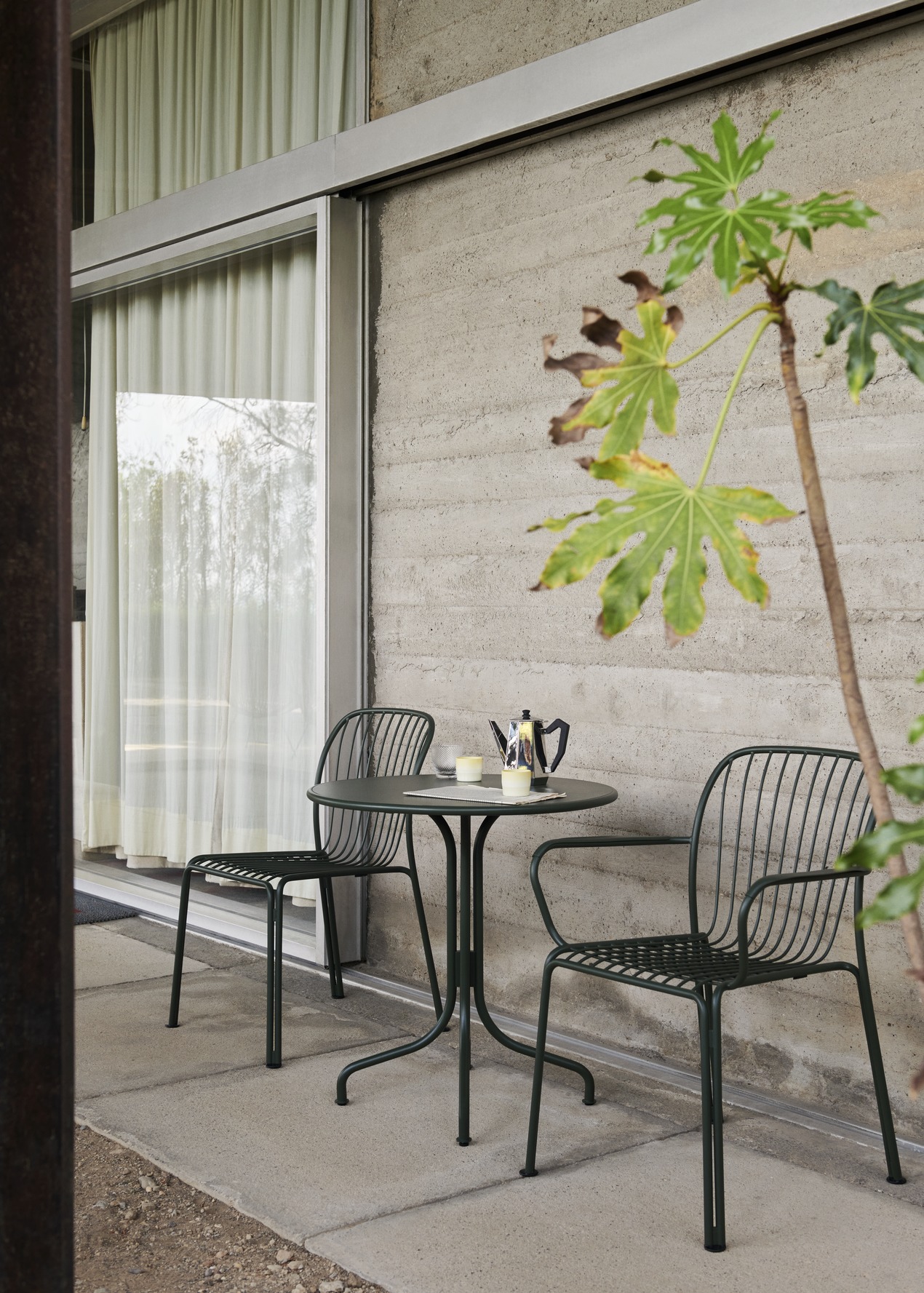 Thorvald SC96 / SC97 Outdoor Café table AndTradition 