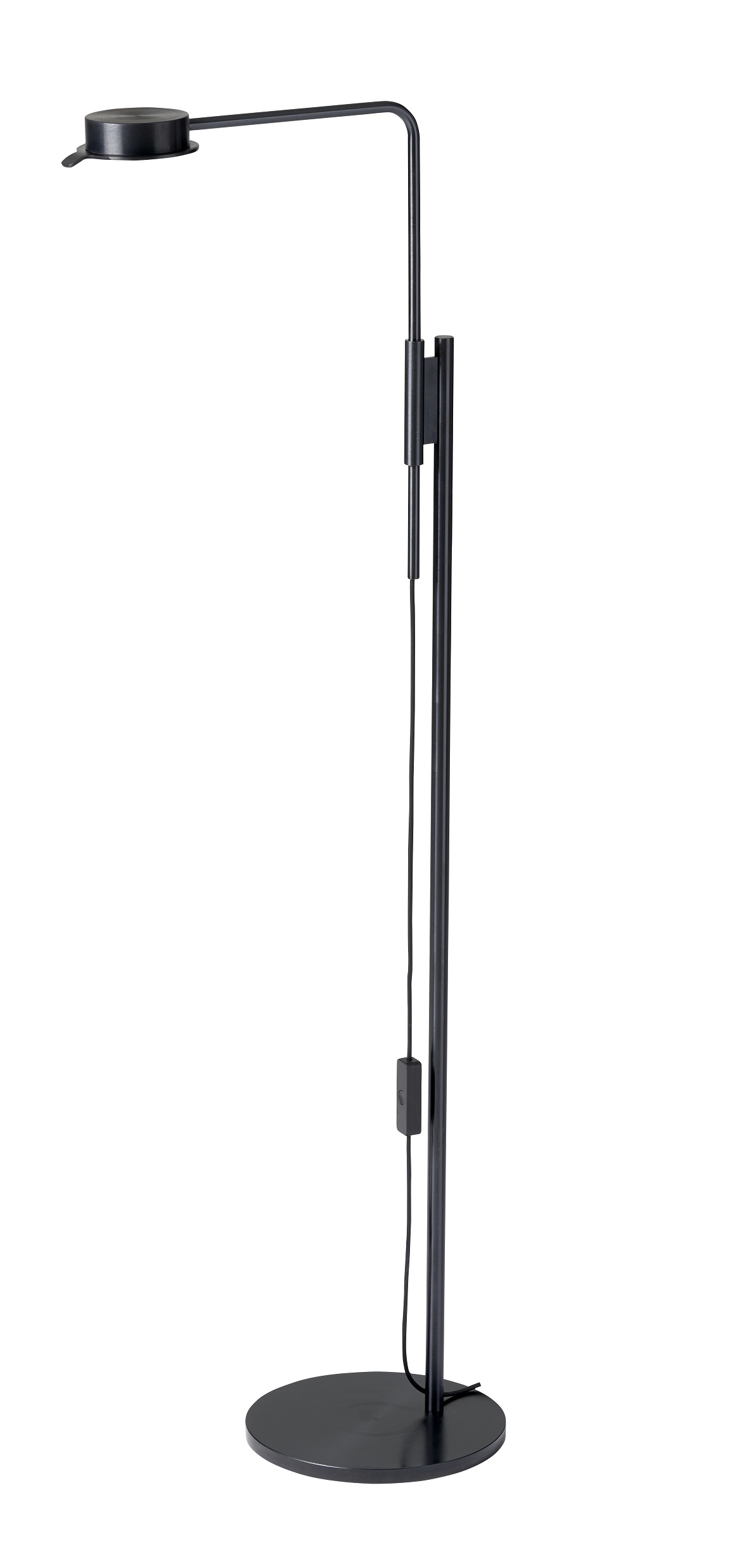Schwarze w102 Chipperfield Stehleuchte von wästberg: Moderne, höhenverstellbare Bodenleuchte mit rundem Fuß und minimalistischem Design.