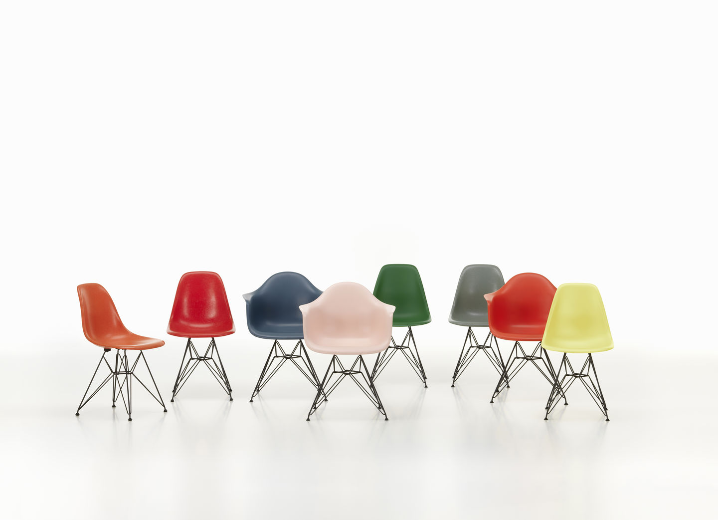 Eames Fibreglass Chair DSR Chair Vitra