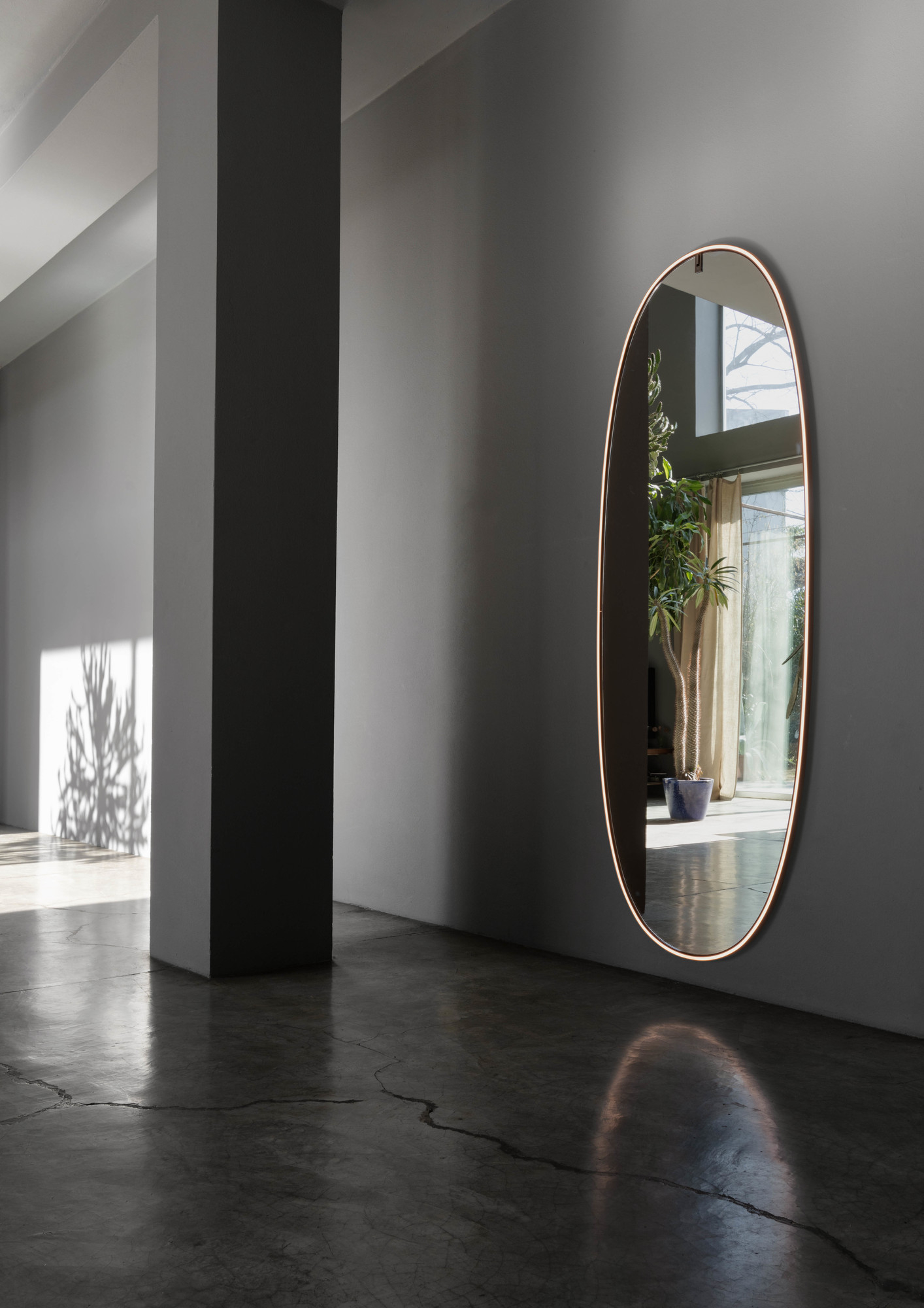 La Plus Belle Wall lamp / Light mirror Flos gold brushed