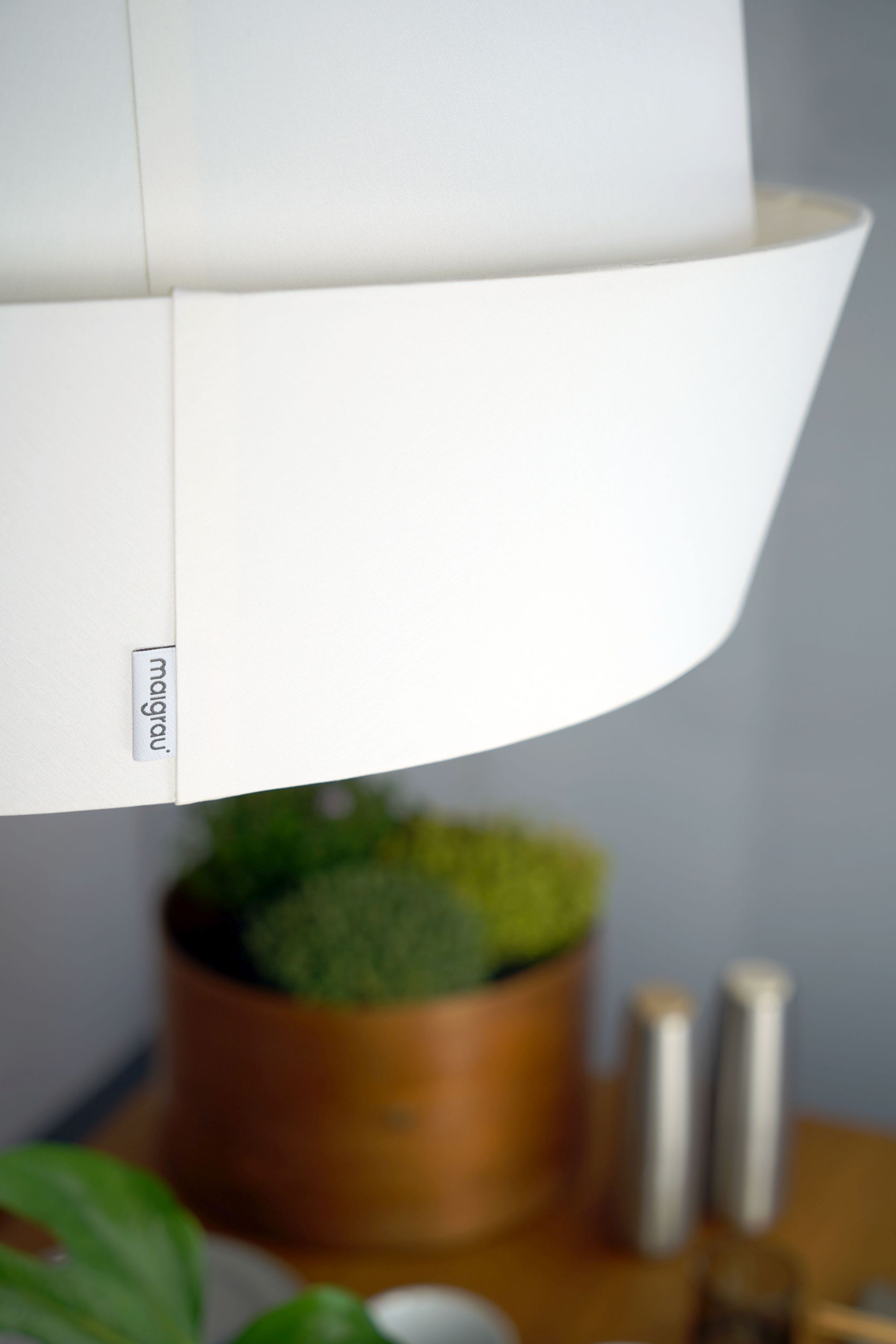 Fly pendant lamp O white Maigrau