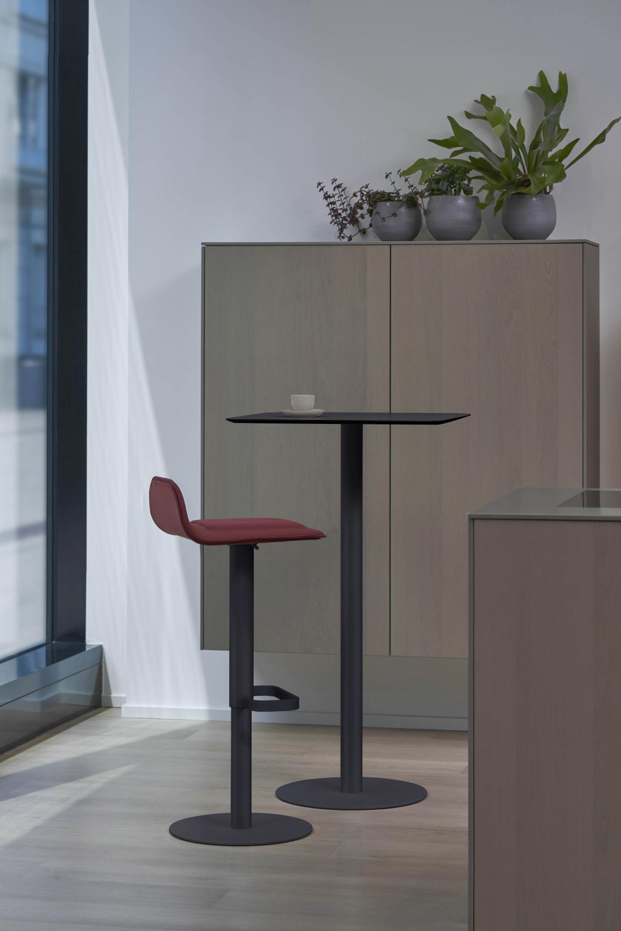 ED 105 Indoor bar table Moree